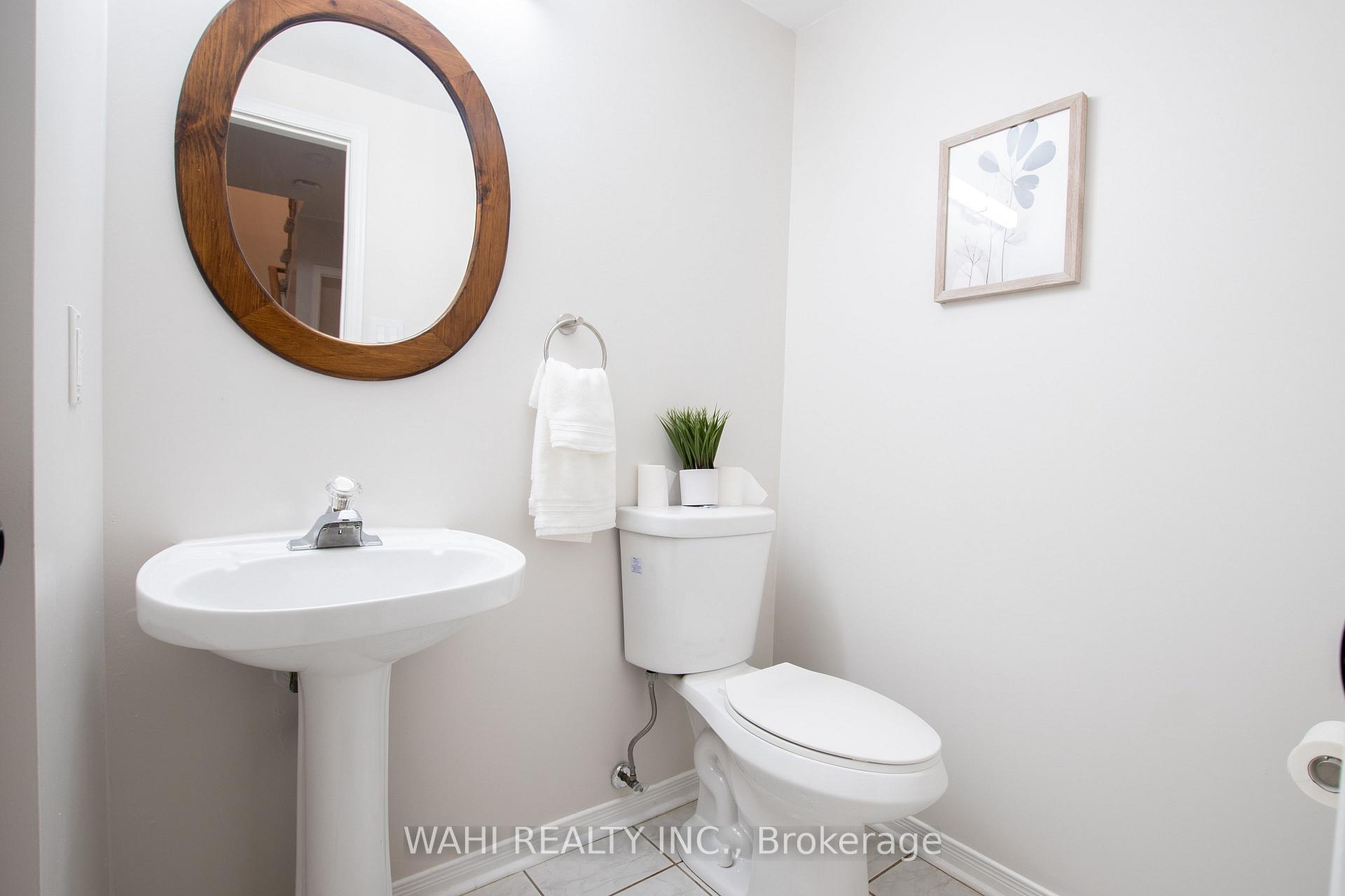 Photo 15 of 45 Harnesworth Crescent, Hamilton, Waterdown — HOMEH