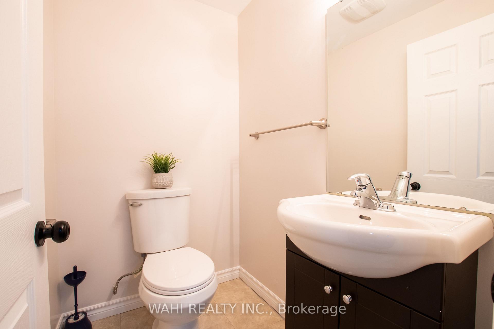 Photo 27 of 45 Harnesworth Crescent, Hamilton, Waterdown — HOMEH