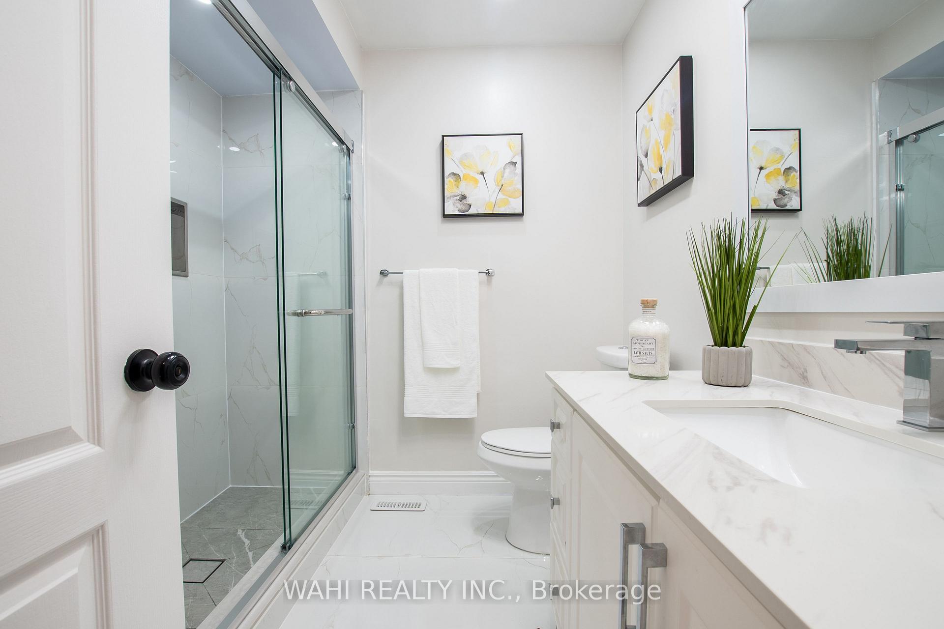 Photo 28 of 45 Harnesworth Crescent, Hamilton, Waterdown — HOMEH