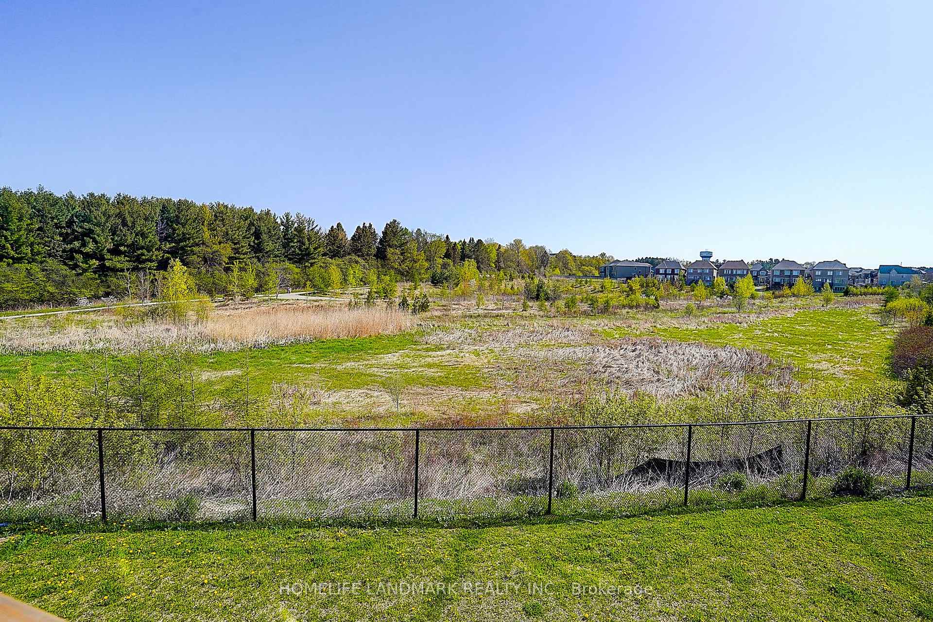 Photo 23 of 18 Stubbs Lane, Aurora, Rural Aurora — HOMEH