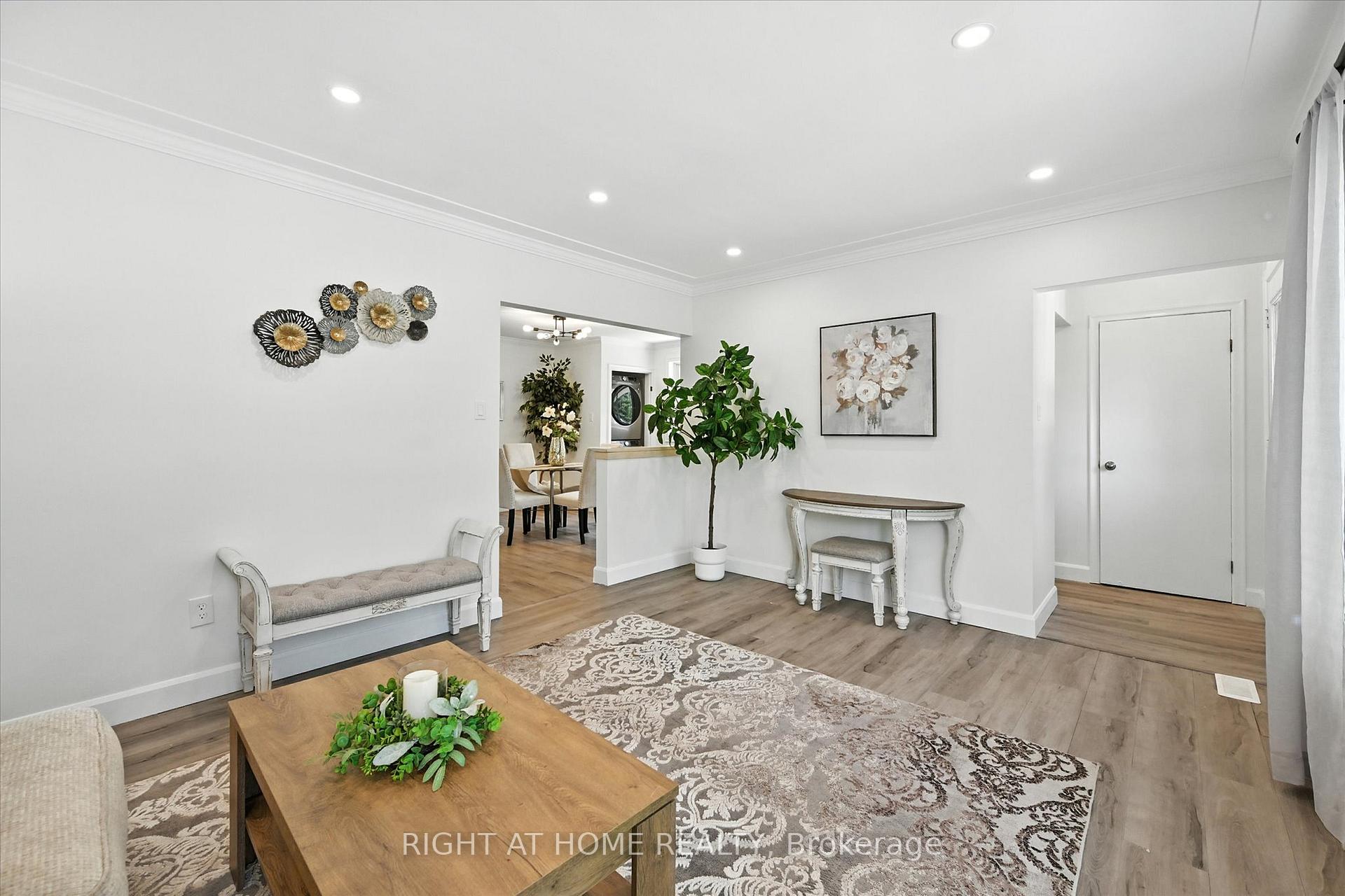Photo 6 of 157 West 19th Street, Hamilton, Buchanan — HOMEH