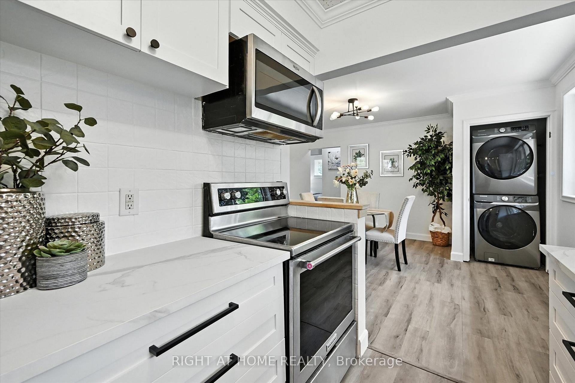 Photo 16 of 157 West 19th Street, Hamilton, Buchanan — HOMEH