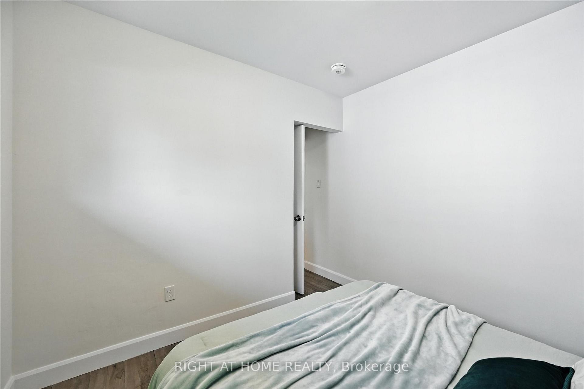 Photo 25 of 157 West 19th Street, Hamilton, Buchanan — HOMEH