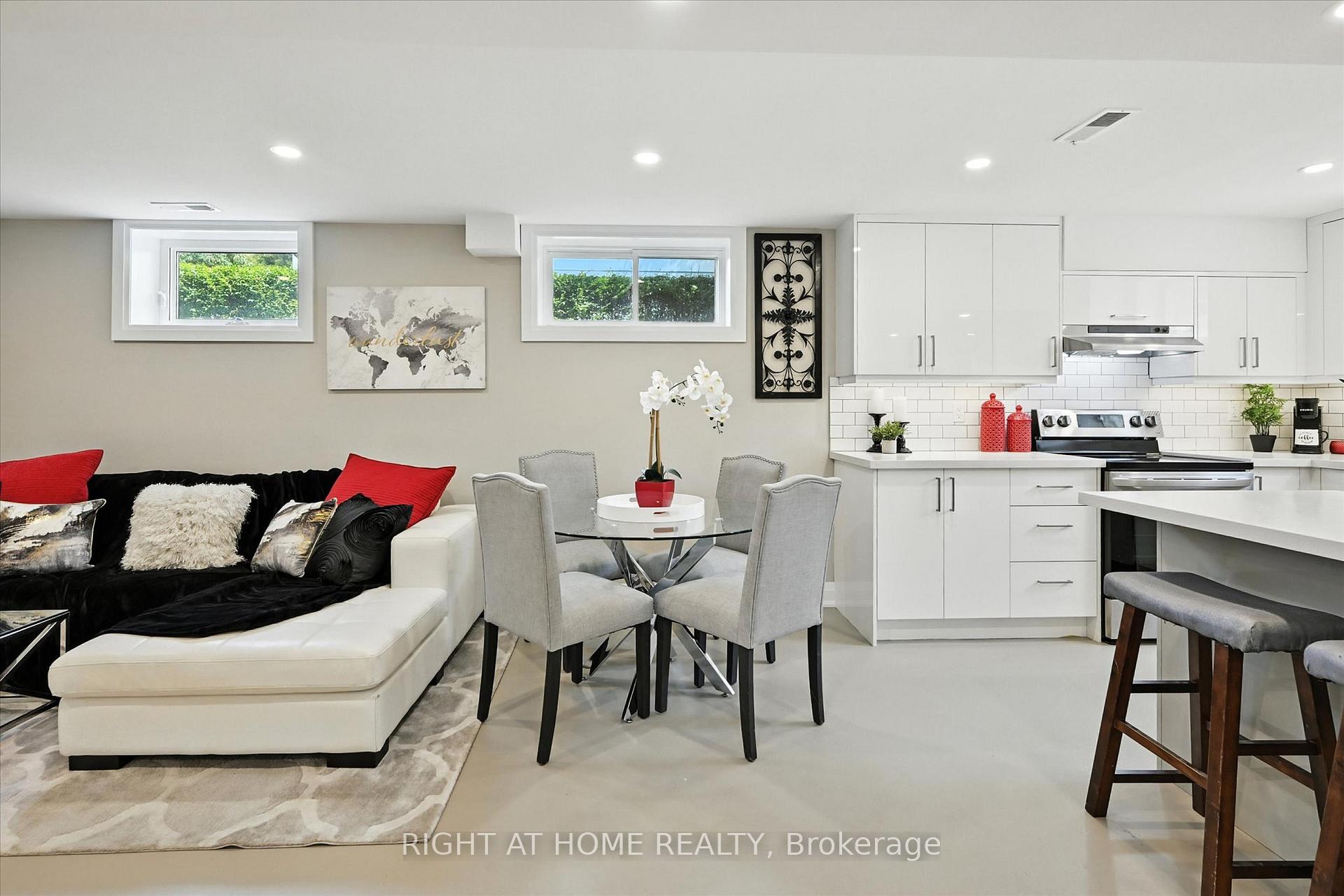 Photo 33 of 157 West 19th Street, Hamilton, Buchanan — HOMEH
