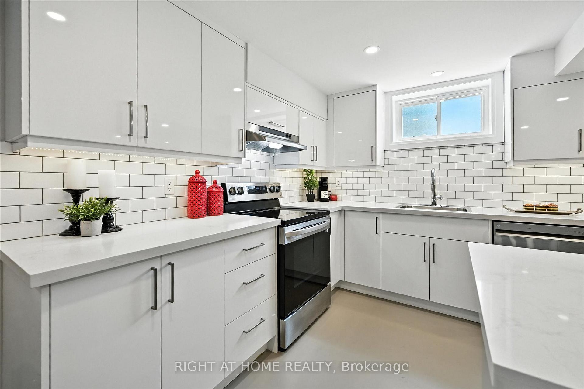 Photo 37 of 157 West 19th Street, Hamilton, Buchanan — HOMEH