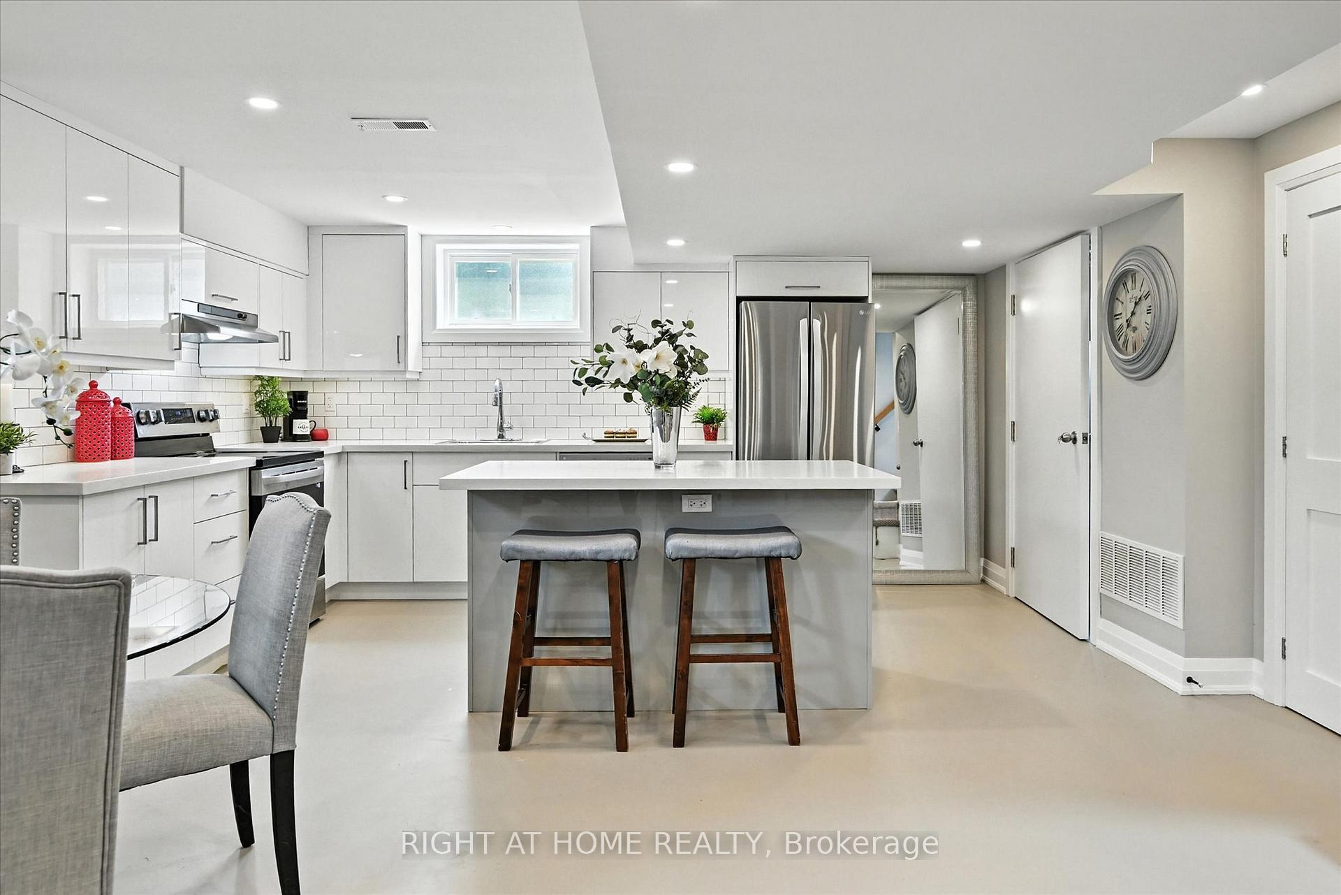 Photo 38 of 157 West 19th Street, Hamilton, Buchanan — HOMEH