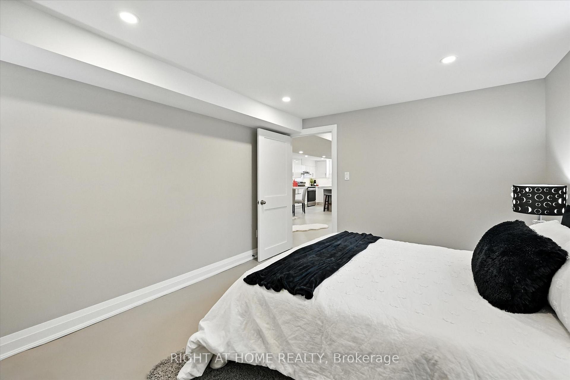 Photo 43 of 157 West 19th Street, Hamilton, Buchanan — HOMEH