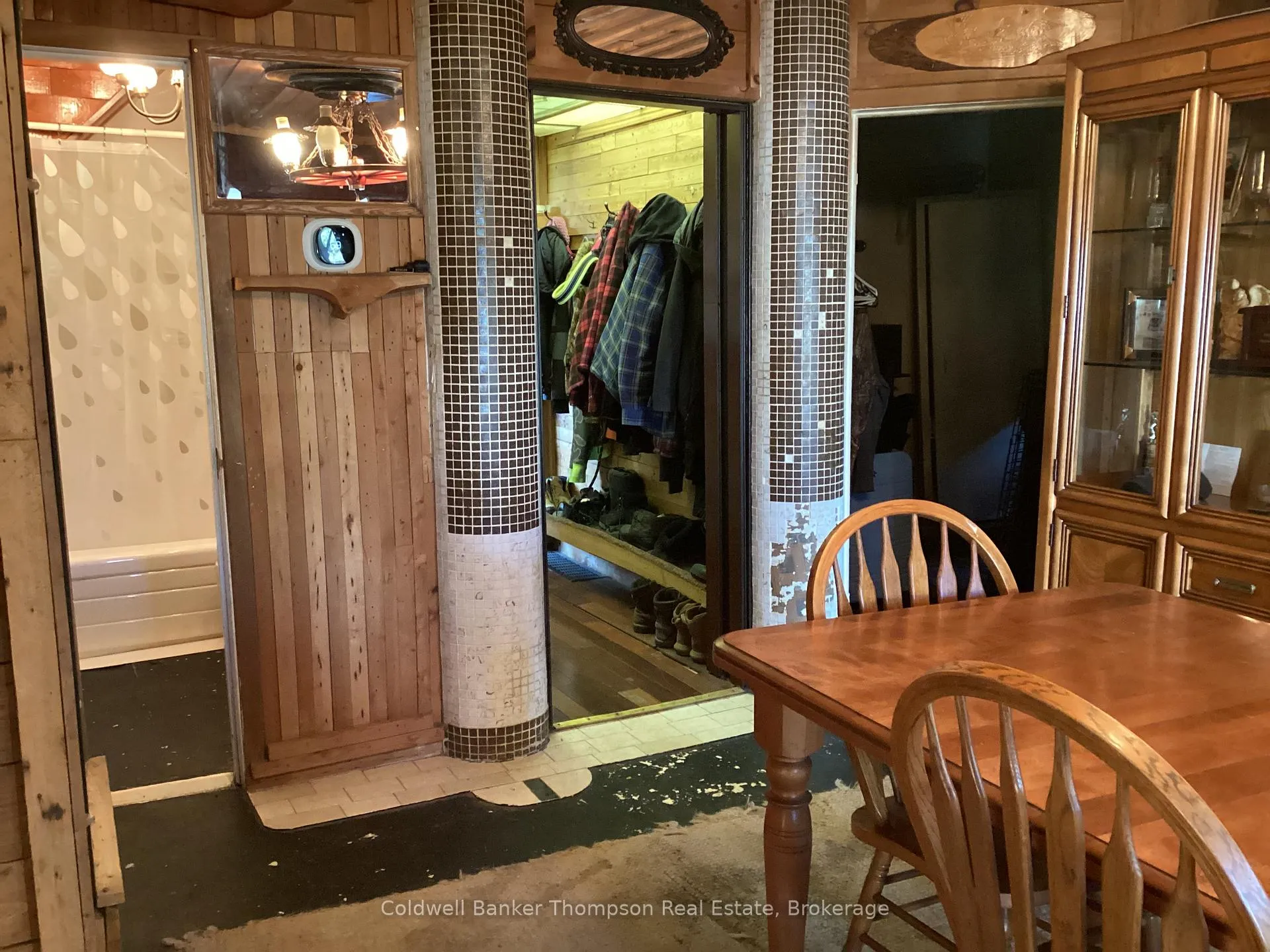Photo 10 of 204 Queen Street, Burk's Falls — HOMEH
