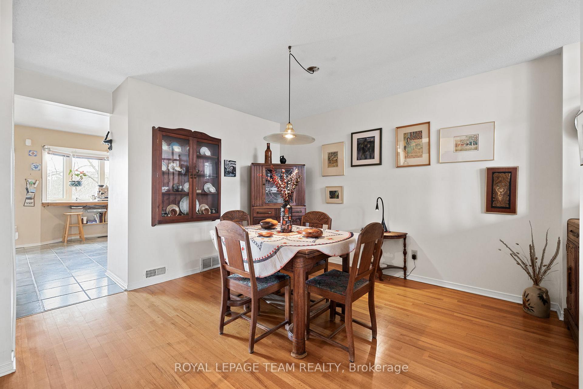 Photo 7 of Unit 41, 82 Winbro Avenue, Ottawa, Hunt Club/Western Community — HOMEH