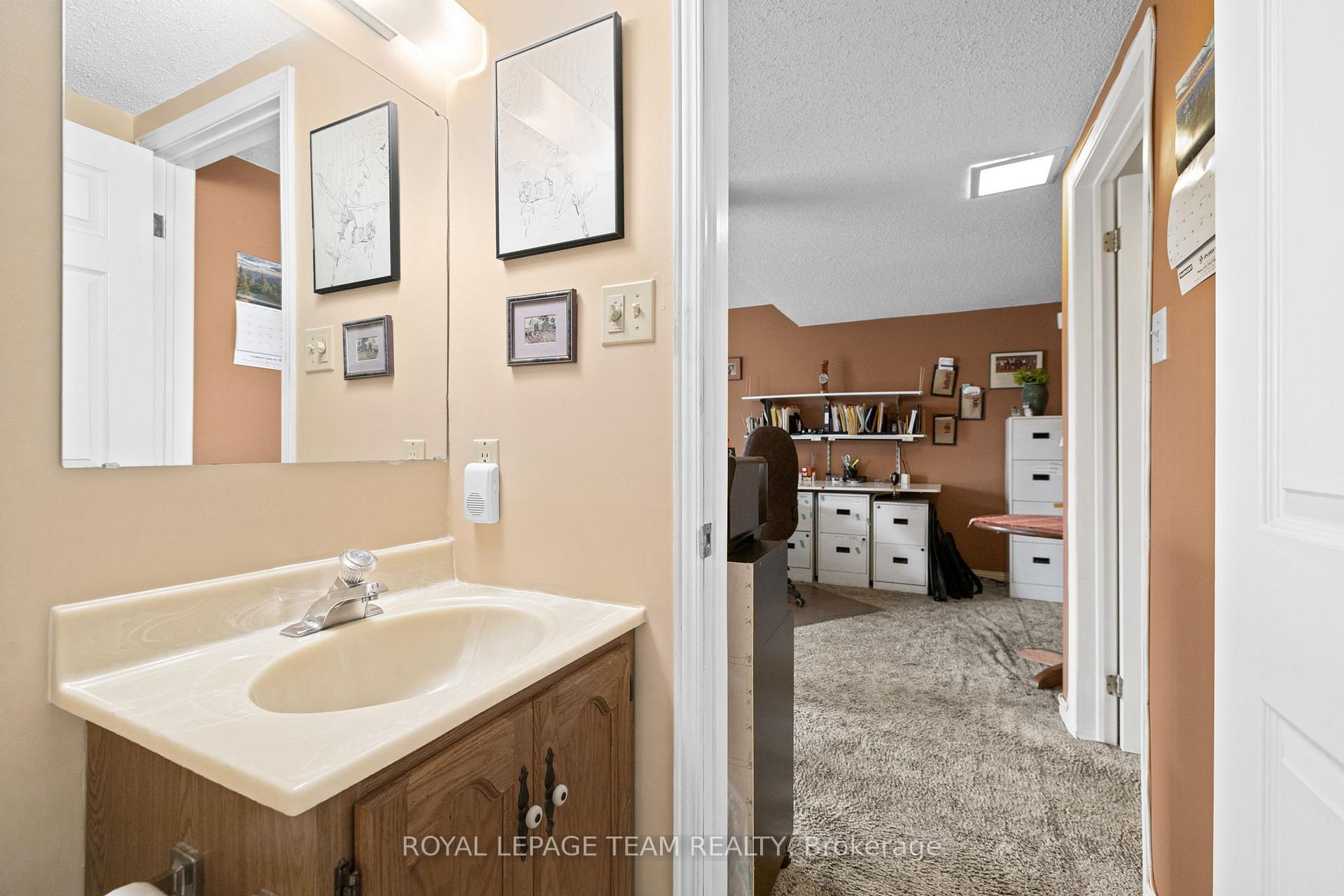Photo 34 of Unit 41, 82 Winbro Avenue, Ottawa, Hunt Club/Western Community — HOMEH