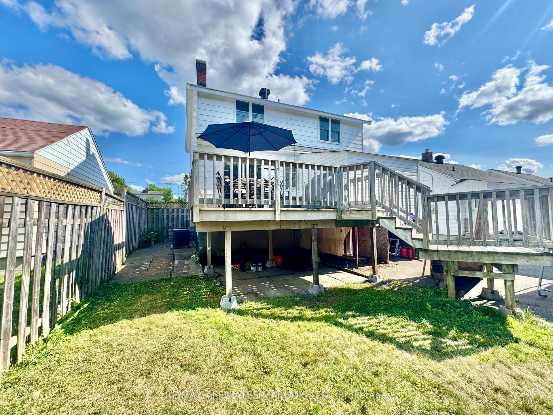 Photo 4 of 41 Twelfth Street E, Cornwall — HOMEH