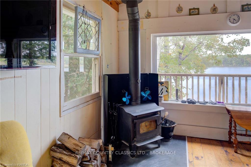 Photo 10 of 1054 Earl Bay Lane, North Frontenac, Frontenac North — HOMEH
