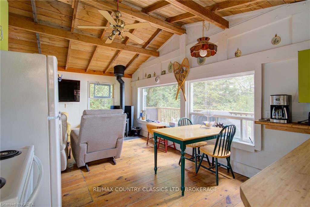 Photo 14 of 1054 Earl Bay Lane, North Frontenac, Frontenac North — HOMEH