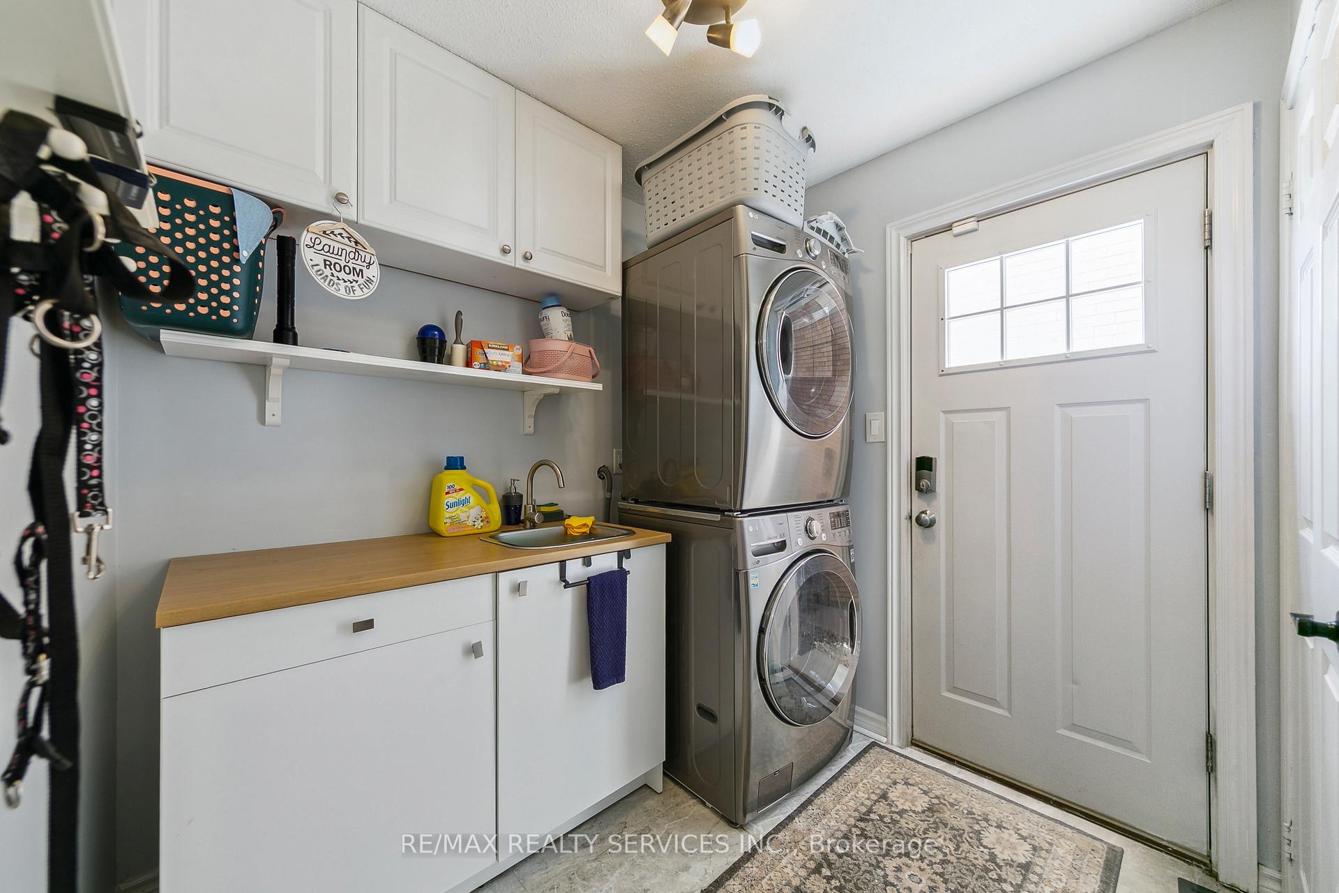 Photo 25 of 120 Flowertown Avenue, Brampton, Northwood Park — HOMEH