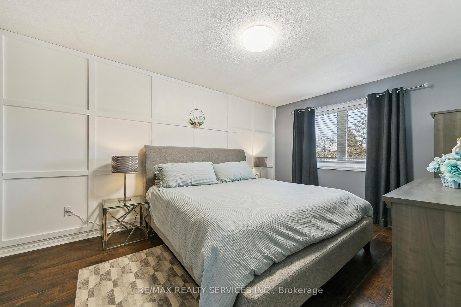 Photo 32 of 120 Flowertown Avenue, Brampton, Northwood Park — HOMEH