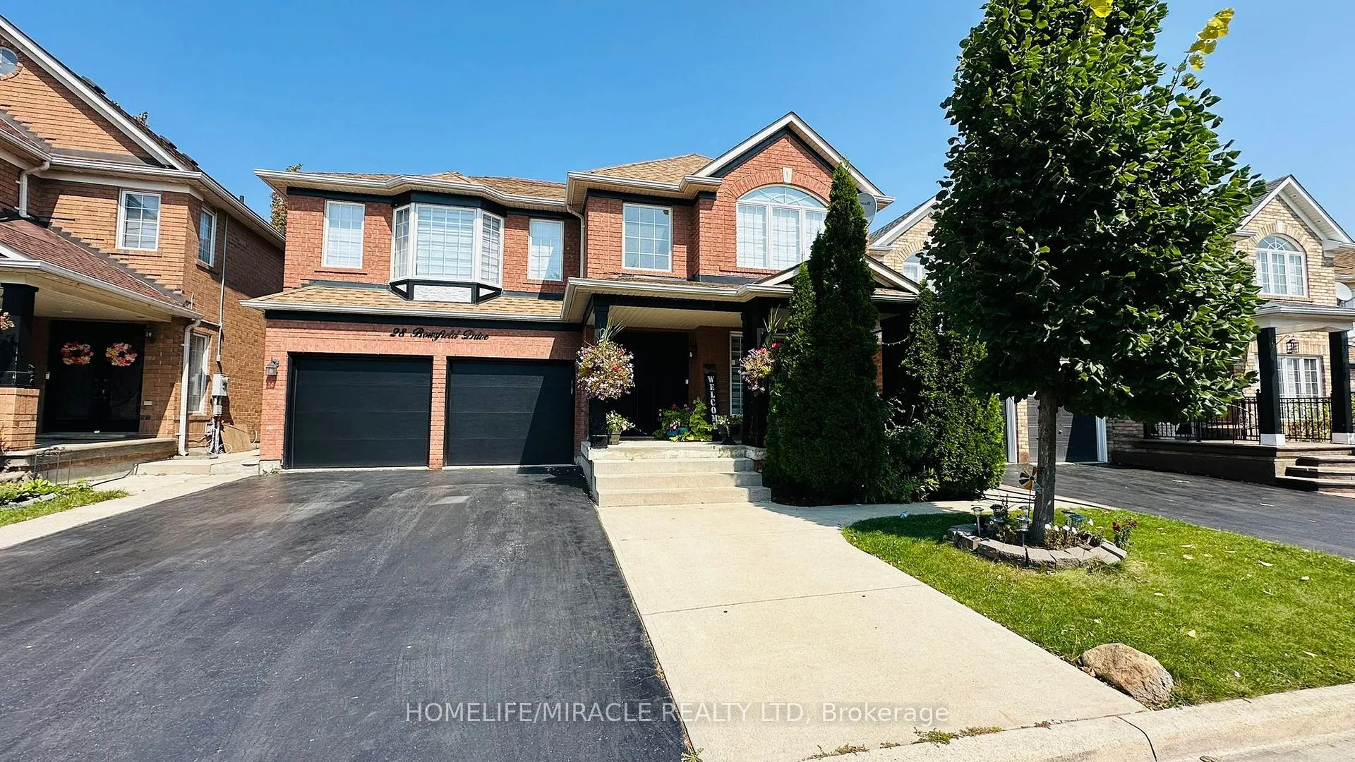 Photo 1 of 28 Bowsfield Drive, Brampton, Vales of Castlemore — HOMEH