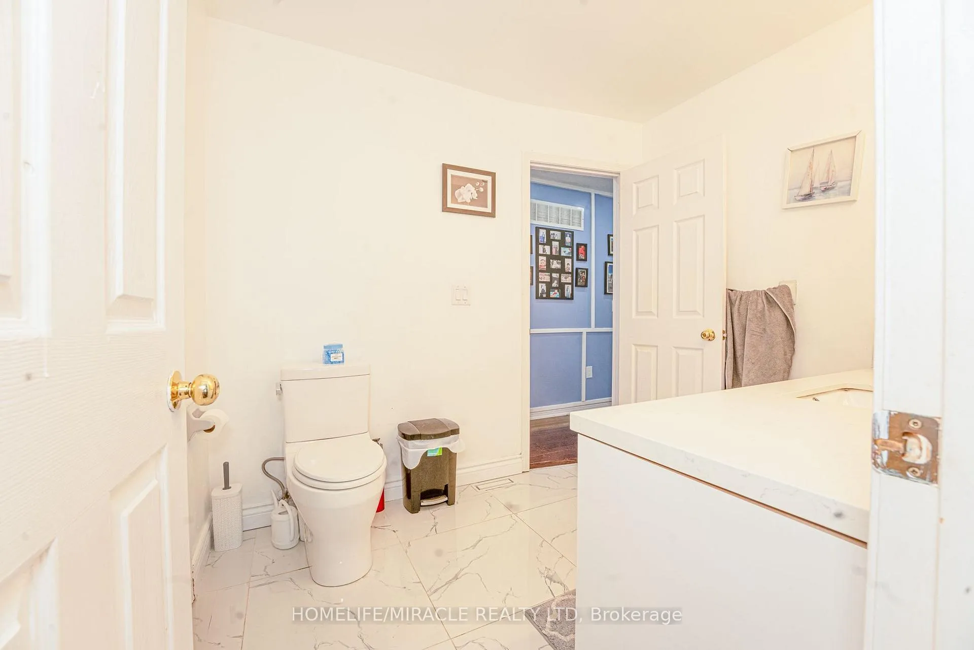 Photo 31 of 28 Bowsfield Drive, Brampton, Vales of Castlemore — HOMEH