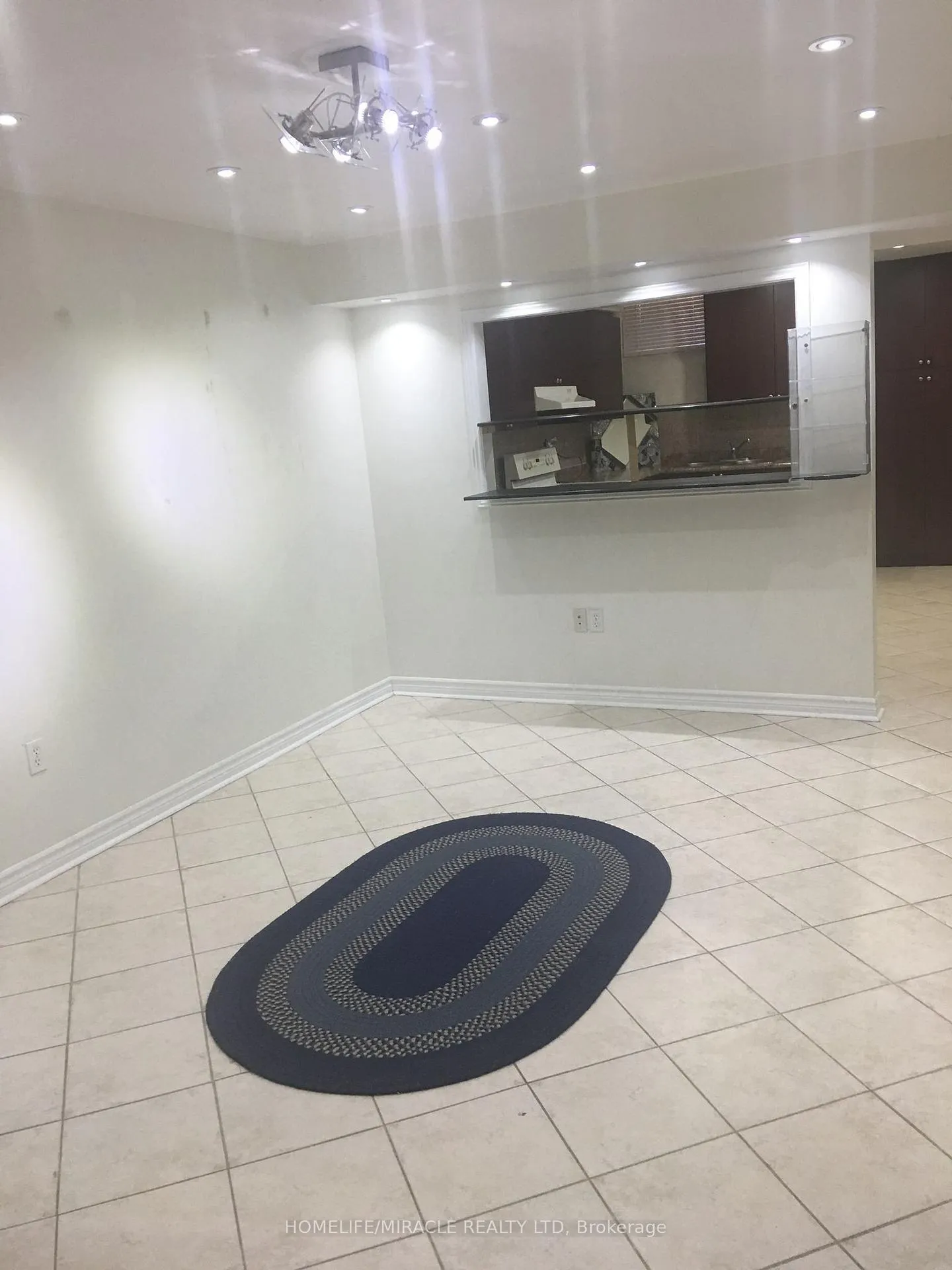 Photo 34 of 28 Bowsfield Drive, Brampton, Vales of Castlemore — HOMEH