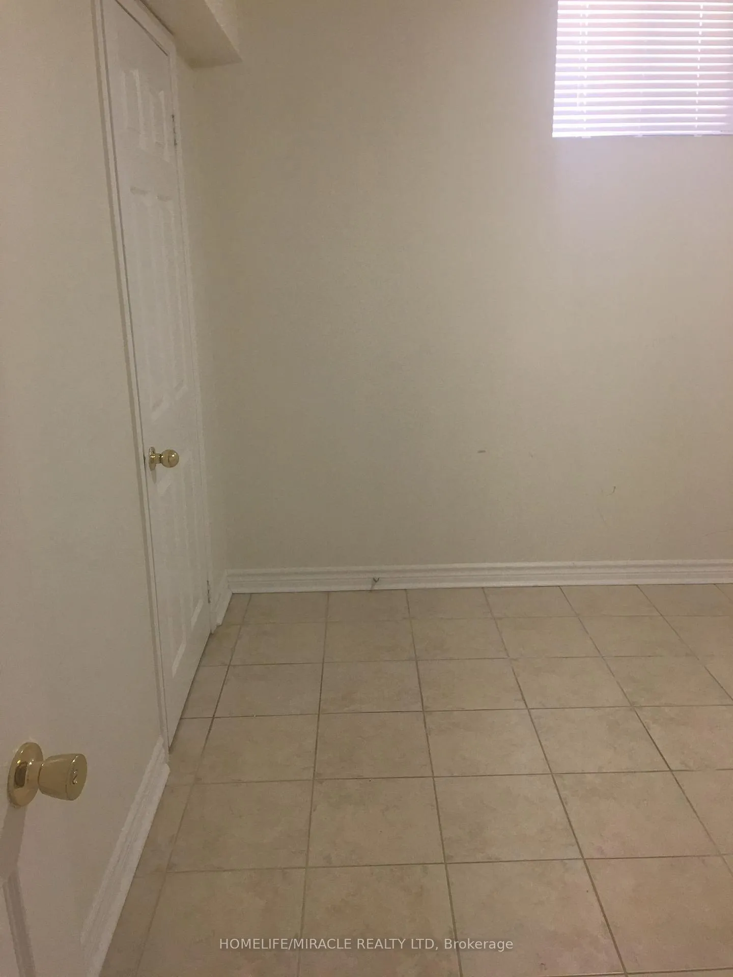 Photo 39 of 28 Bowsfield Drive, Brampton, Vales of Castlemore — HOMEH