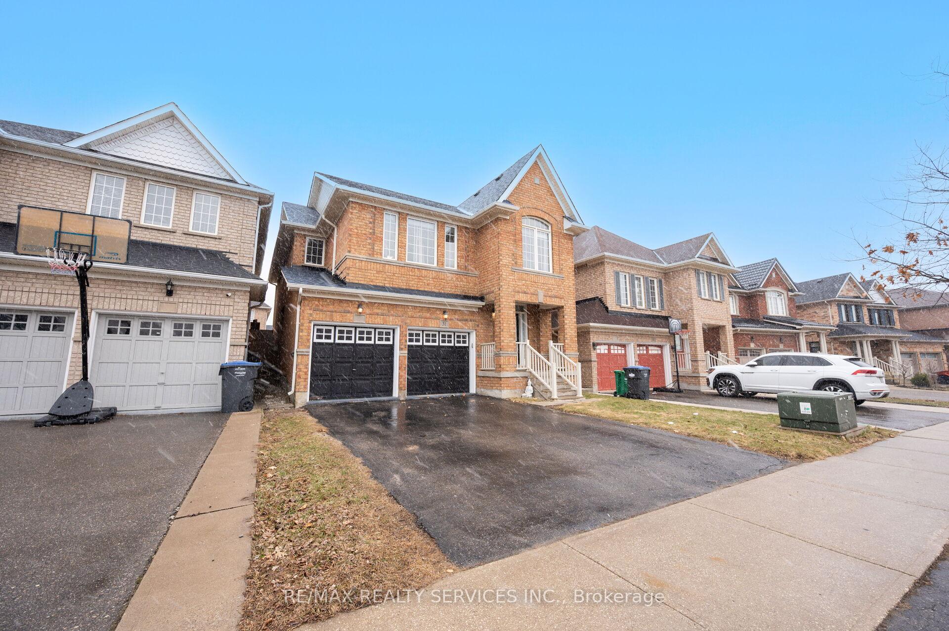 Photo 34 of 31 Rambling Oak Drive, Brampton, Fletcher's Meadow — HOMEH