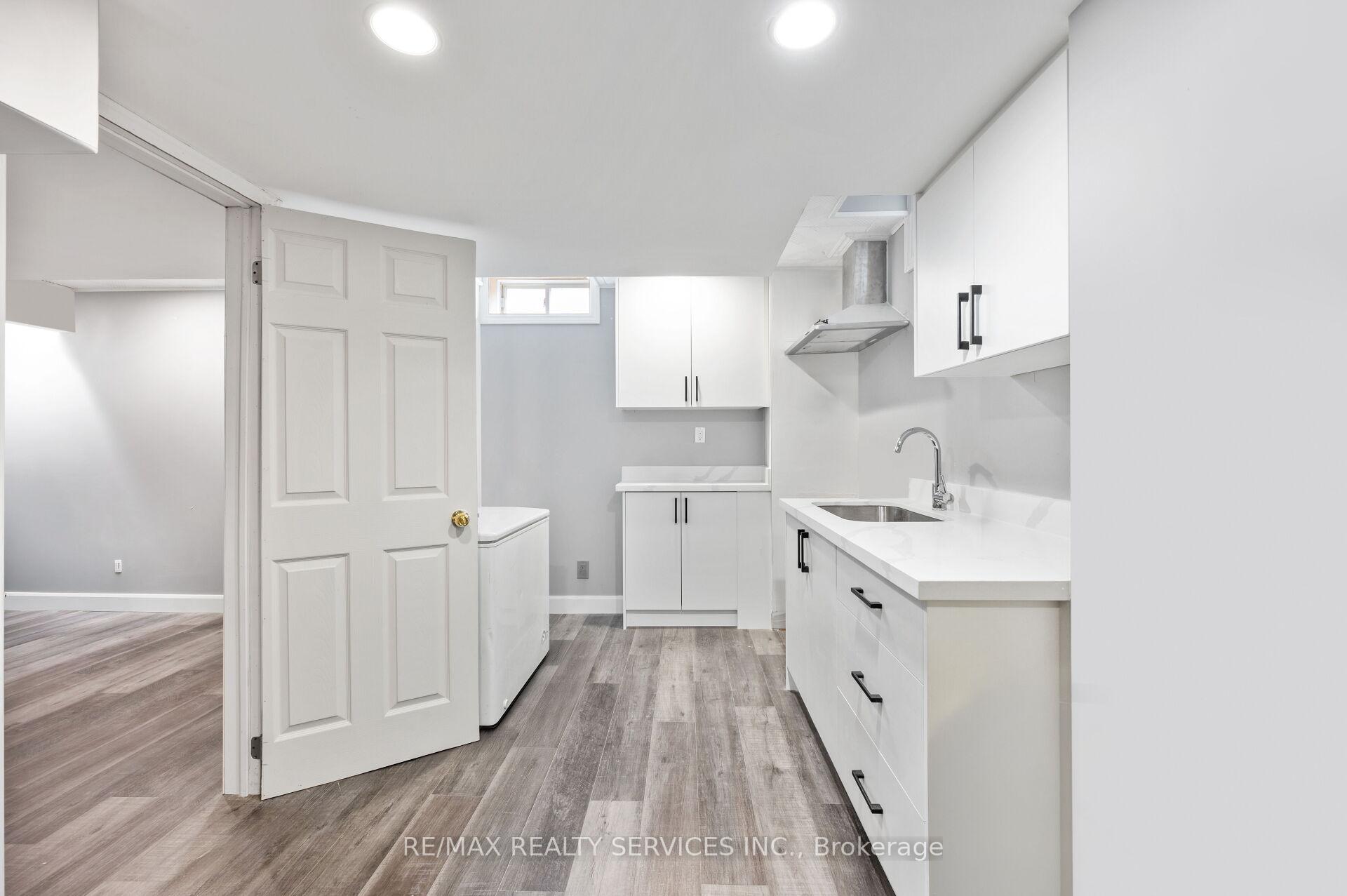 Photo 37 of 31 Rambling Oak Drive, Brampton, Fletcher's Meadow — HOMEH