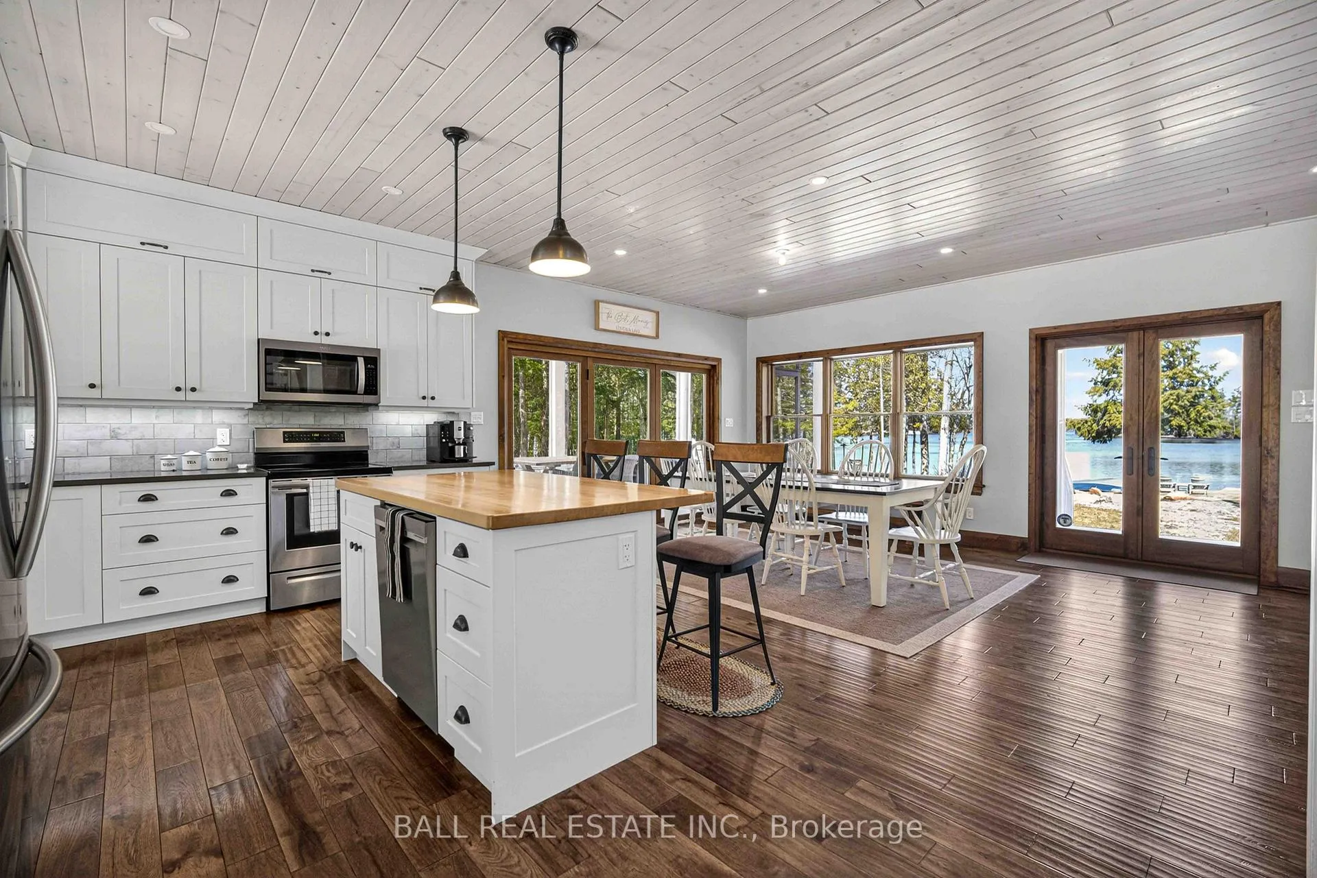 Photo 12 of 3174 + 3170 Spring Lane E, Selwyn — HOMEH