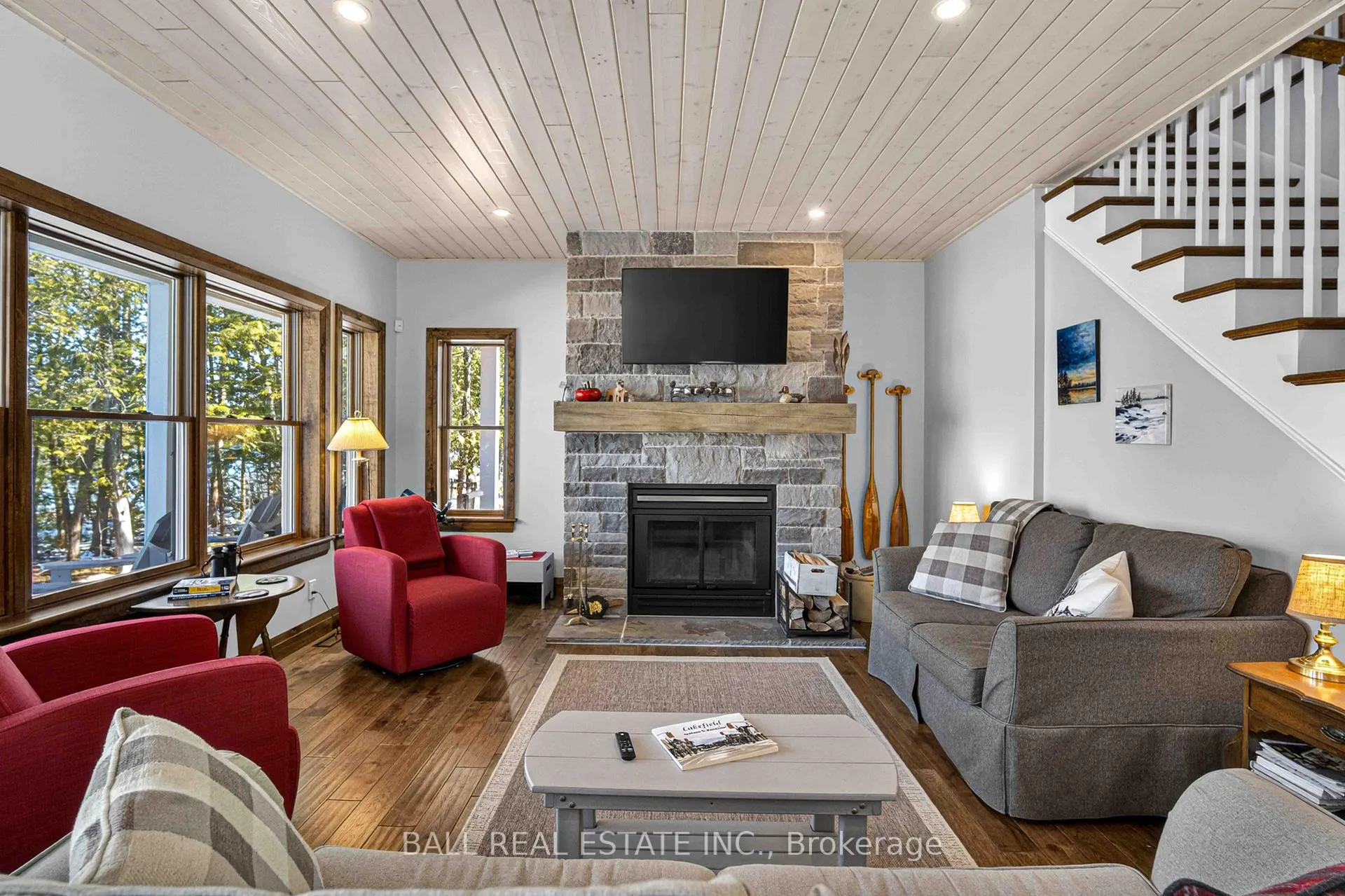 Photo 14 of 3174 + 3170 Spring Lane E, Selwyn — HOMEH
