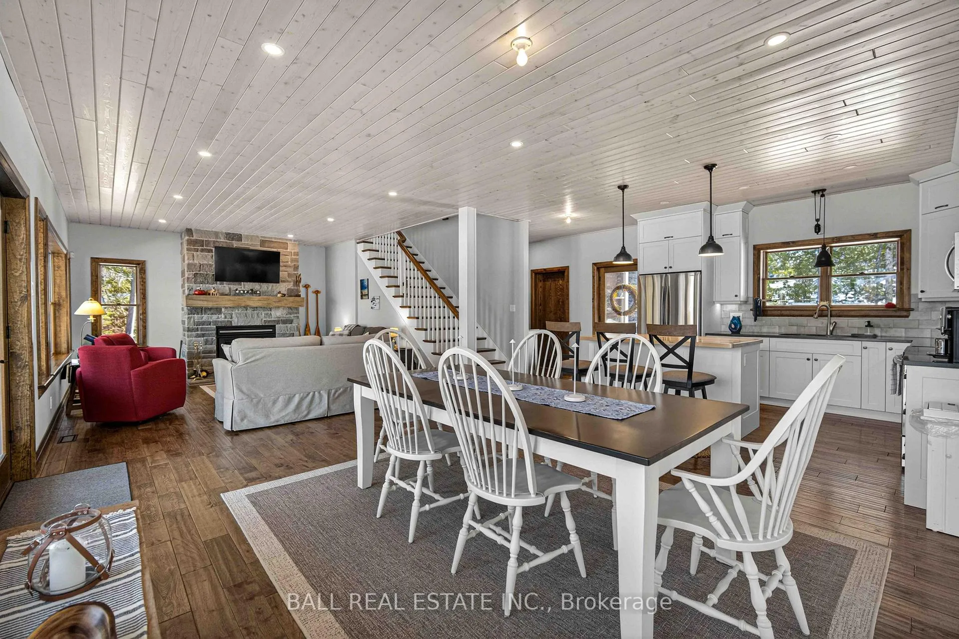 Photo 20 of 3174 + 3170 Spring Lane E, Selwyn — HOMEH