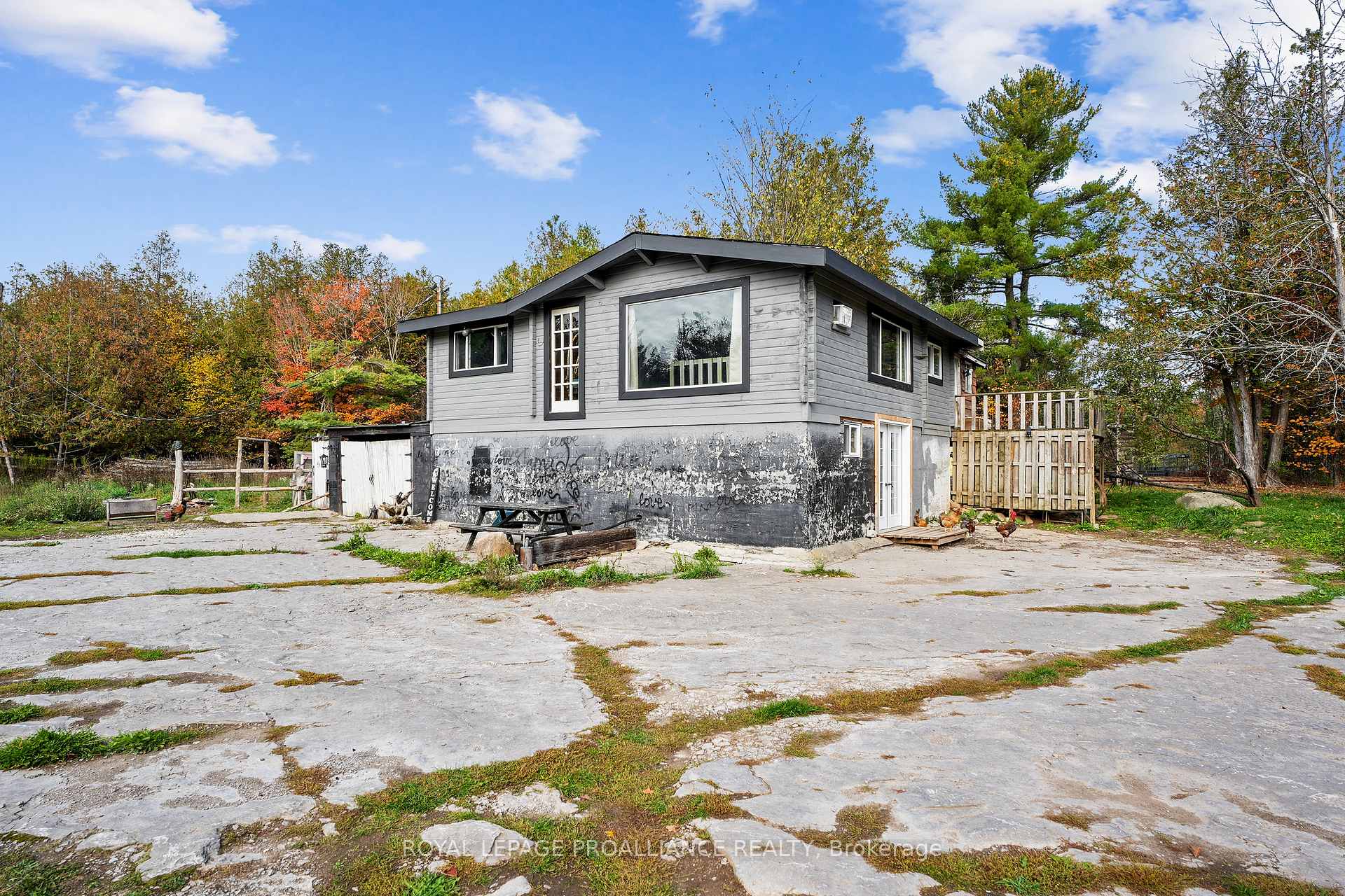 Photo 3 of 1125 Bateman Road, Stirling-Rawdon, Rawdon Ward — HOMEH