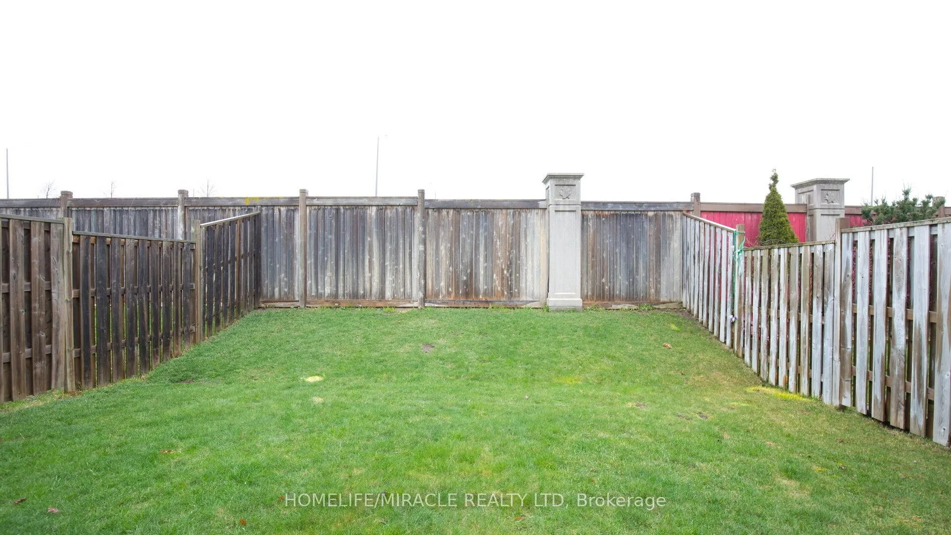 Photo 14 of 118 Owlridge Drive, Brampton, Credit Valley — HOMEH