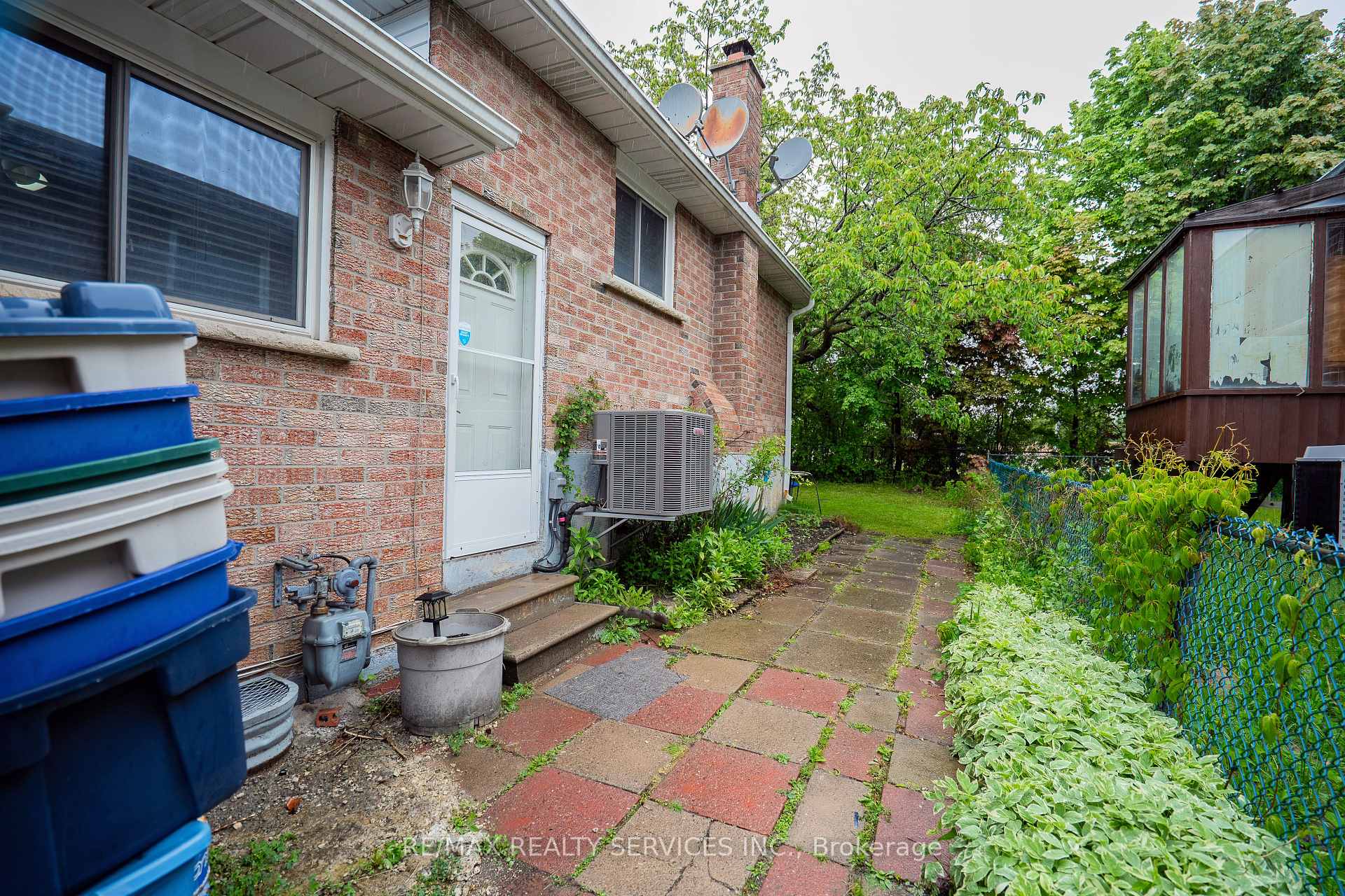 Photo 27 of 41 Mallard Crescent, Brampton, Central Park — HOMEH