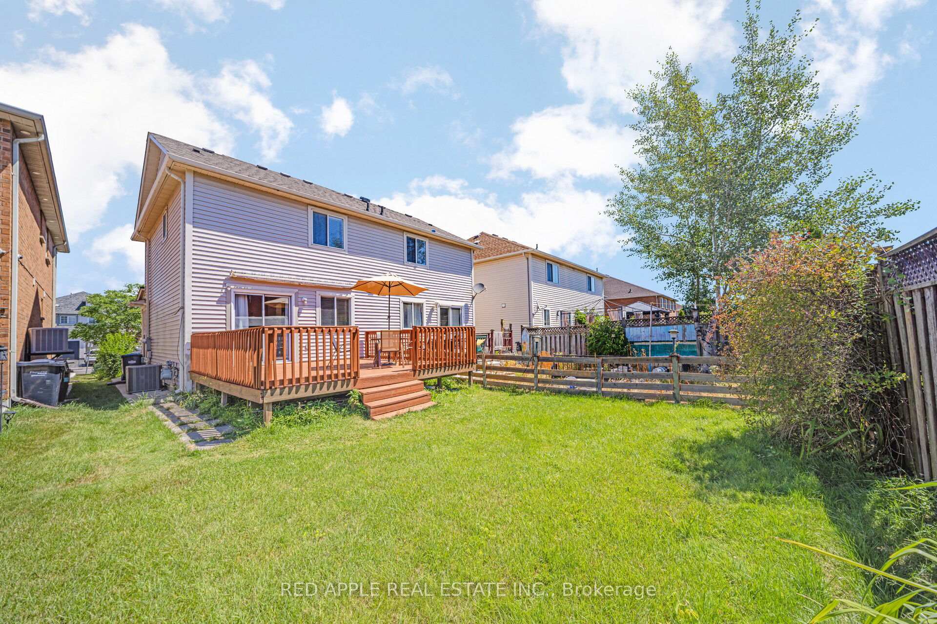 Photo 39 of 52 Tiller Trail, Brampton, Fletcher's Creek Village — HOMEH