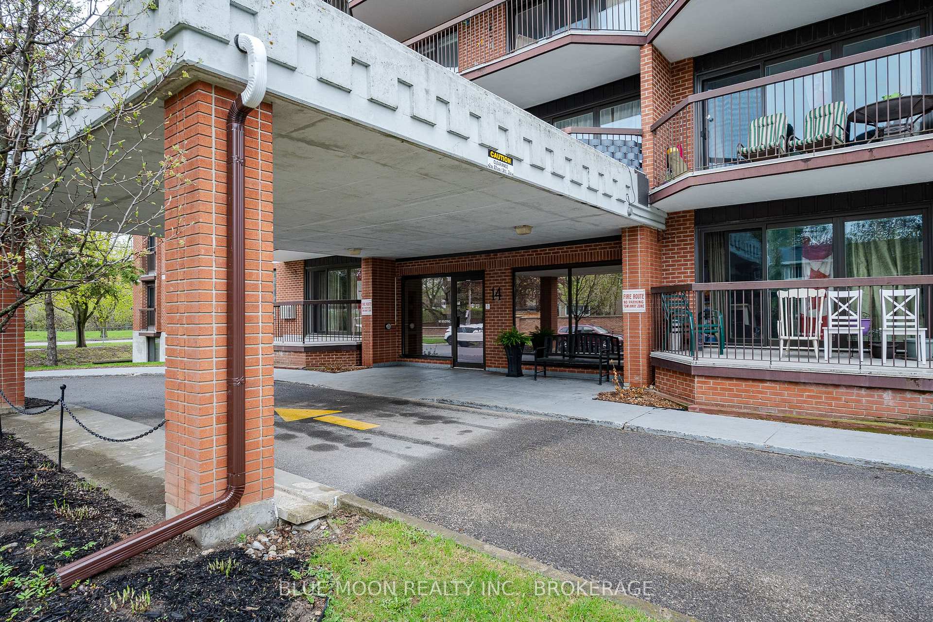 Photo 3 of Unit 207, 14 Greenview Drive, Kingston, Central City West — HOMEH