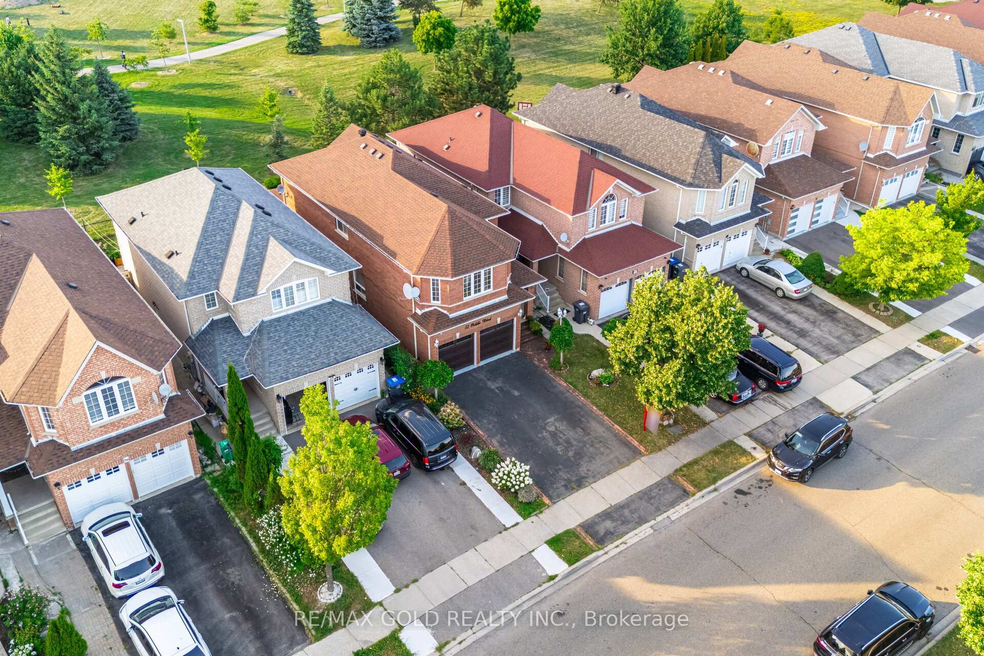 Photo 2 of 52 Octillo Boulevard, Brampton, Sandringham-Wellington — HOMEH