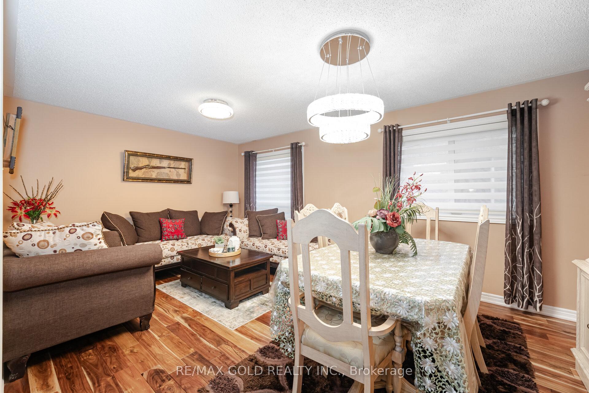 Photo 6 of 52 Octillo Boulevard, Brampton, Sandringham-Wellington — HOMEH