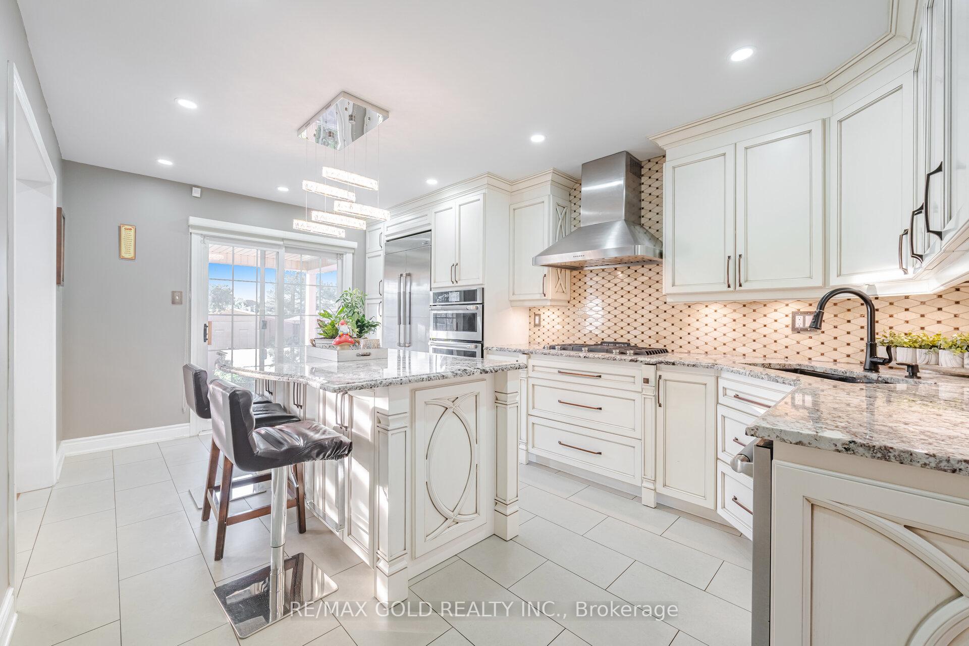 Photo 8 of 52 Octillo Boulevard, Brampton, Sandringham-Wellington — HOMEH