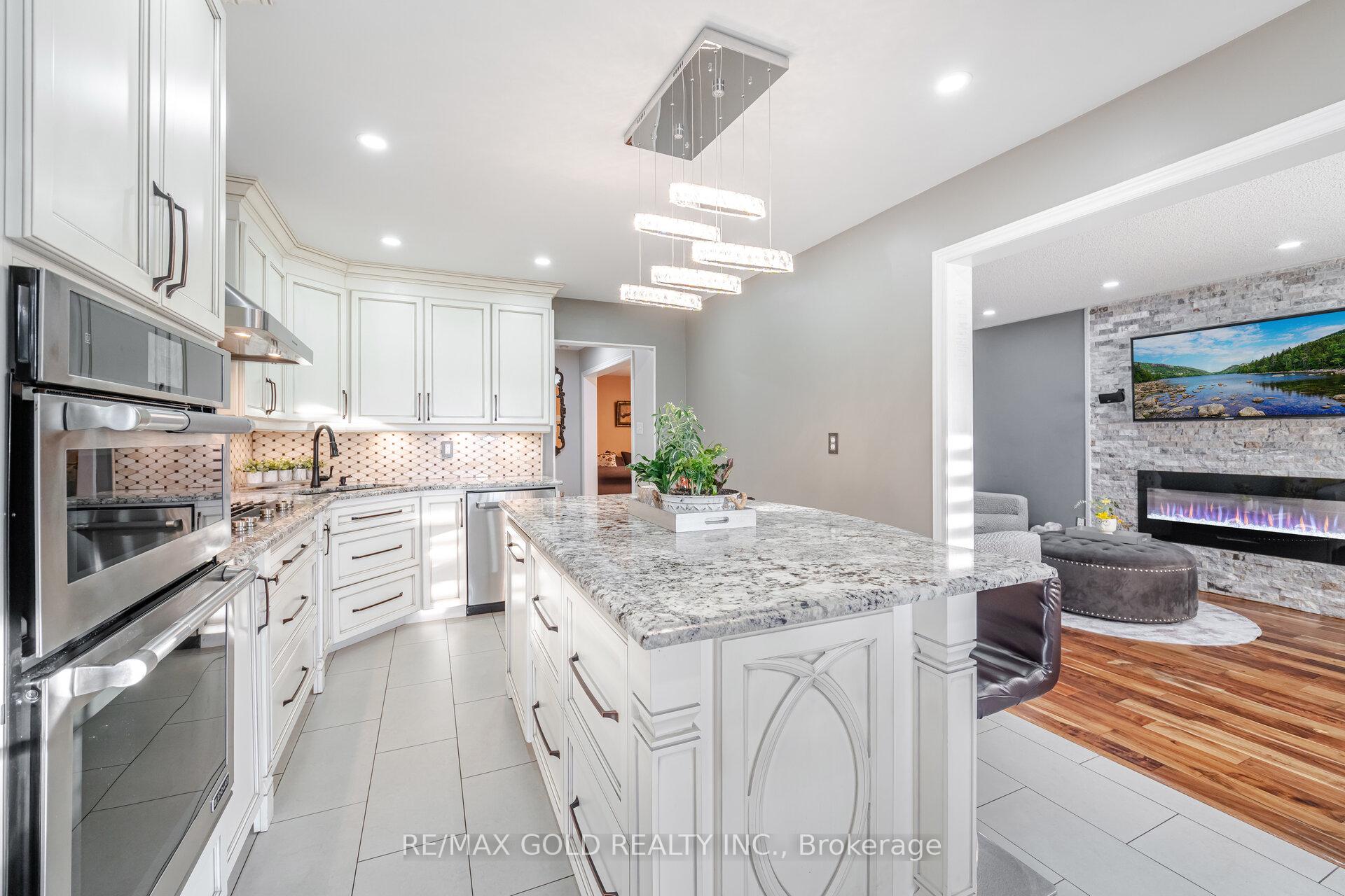 Photo 11 of 52 Octillo Boulevard, Brampton, Sandringham-Wellington — HOMEH