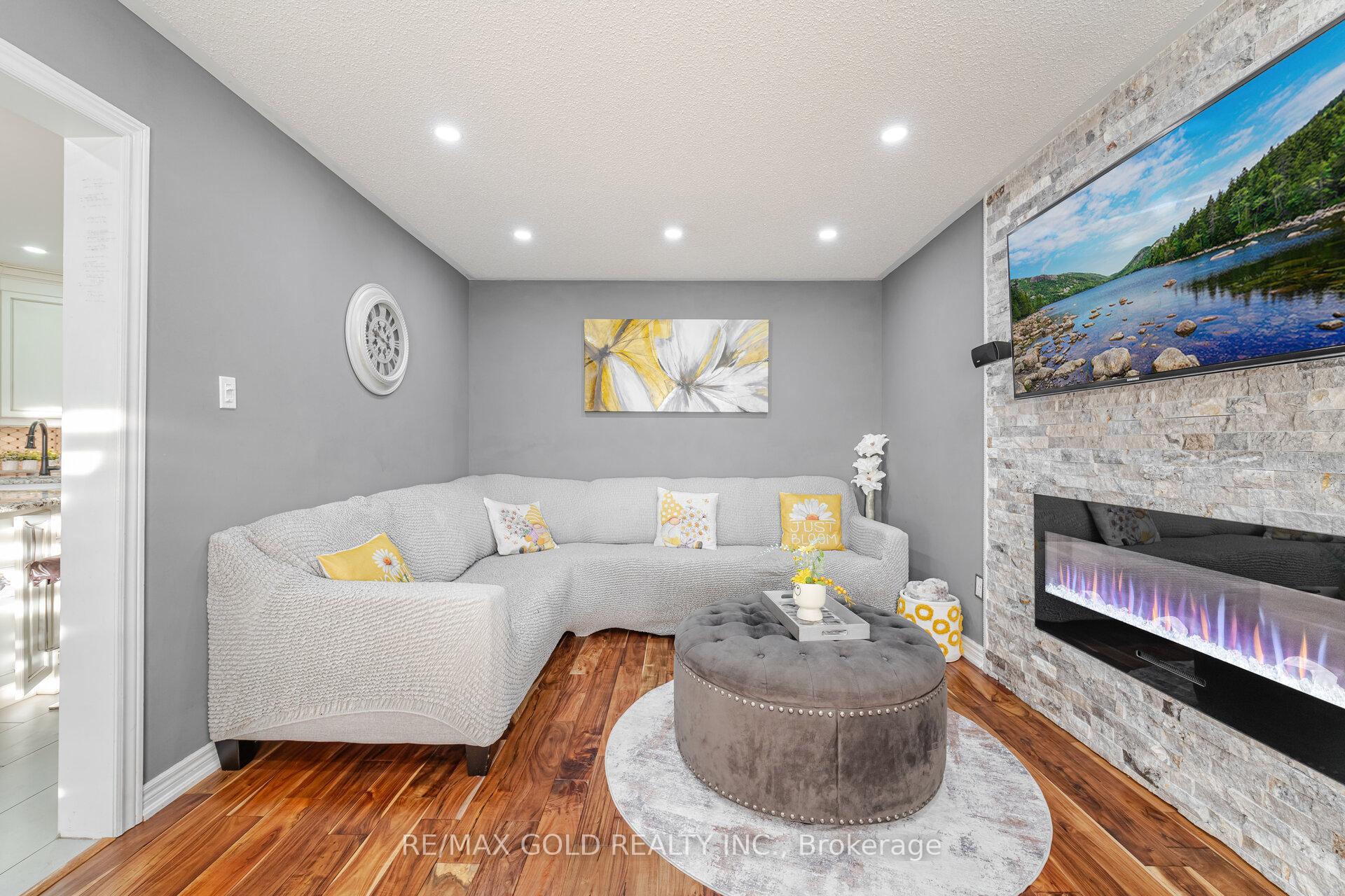 Photo 13 of 52 Octillo Boulevard, Brampton, Sandringham-Wellington — HOMEH
