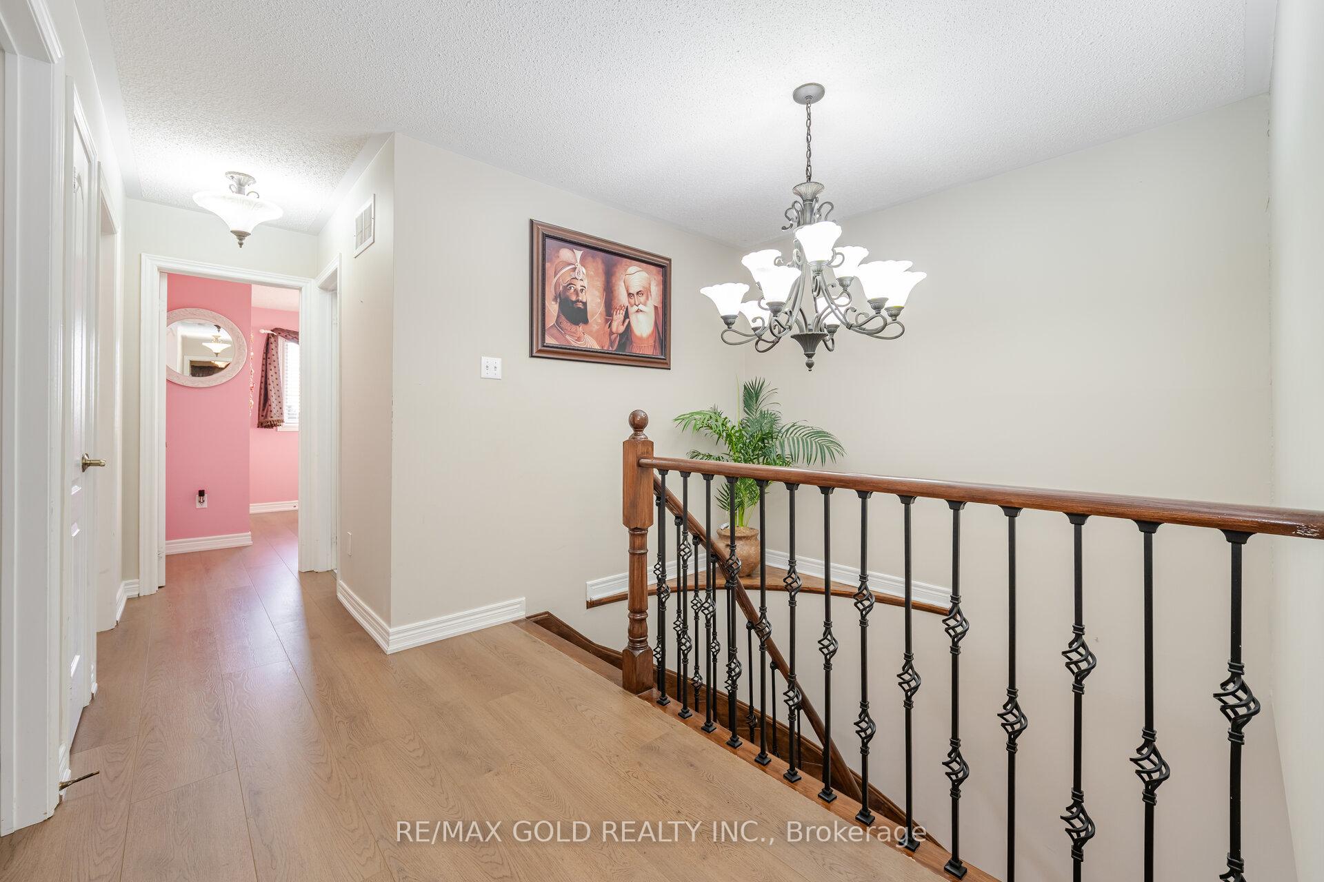 Photo 17 of 52 Octillo Boulevard, Brampton, Sandringham-Wellington — HOMEH
