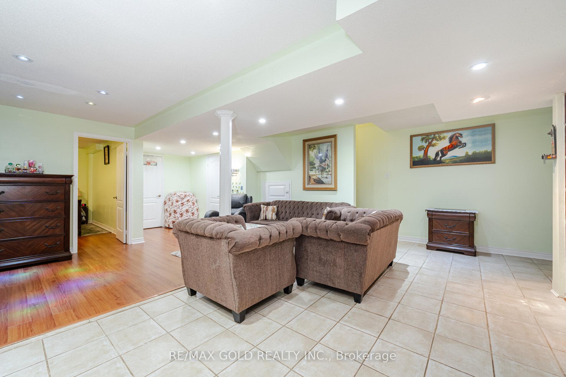 Photo 29 of 52 Octillo Boulevard, Brampton, Sandringham-Wellington — HOMEH