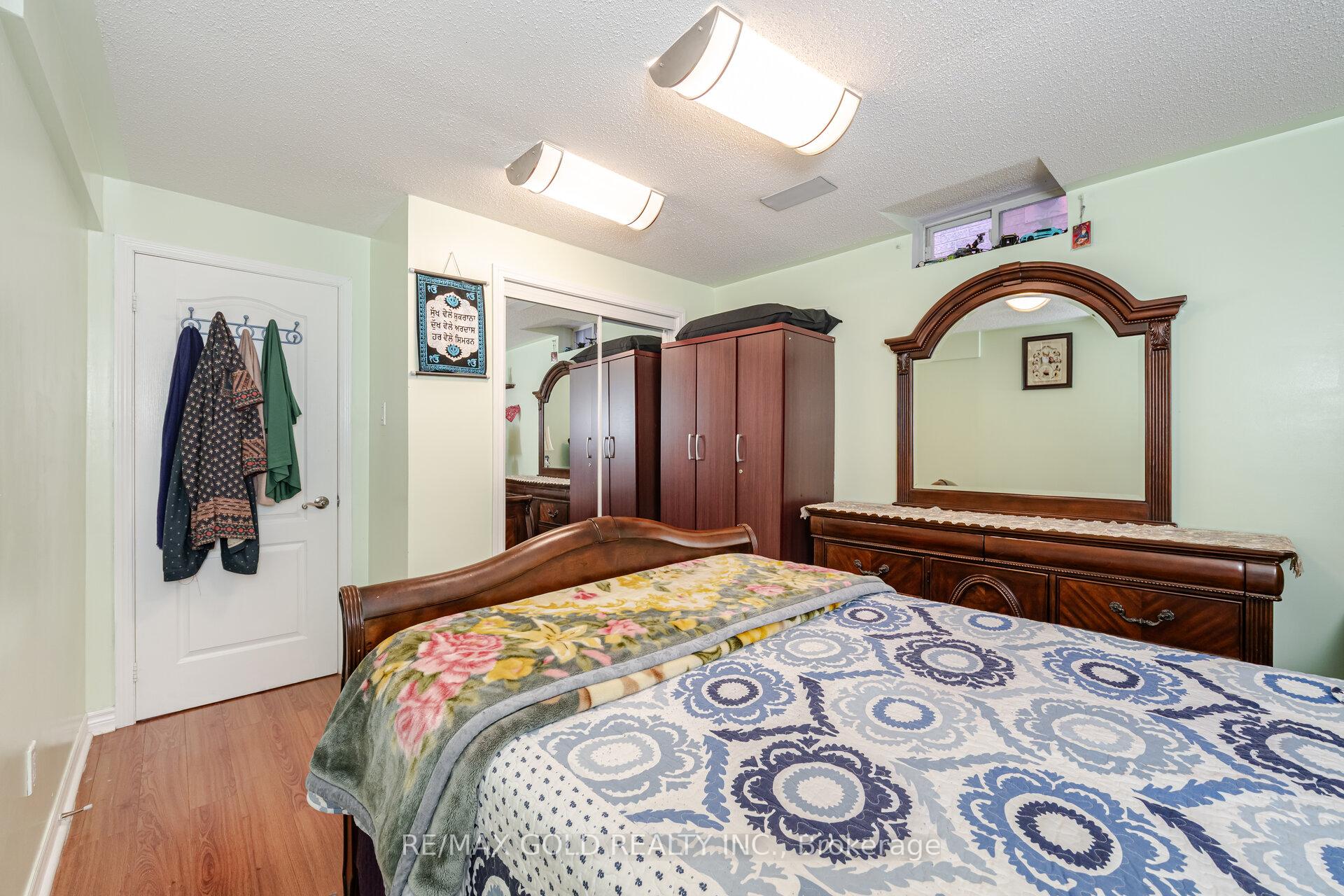 Photo 33 of 52 Octillo Boulevard, Brampton, Sandringham-Wellington — HOMEH