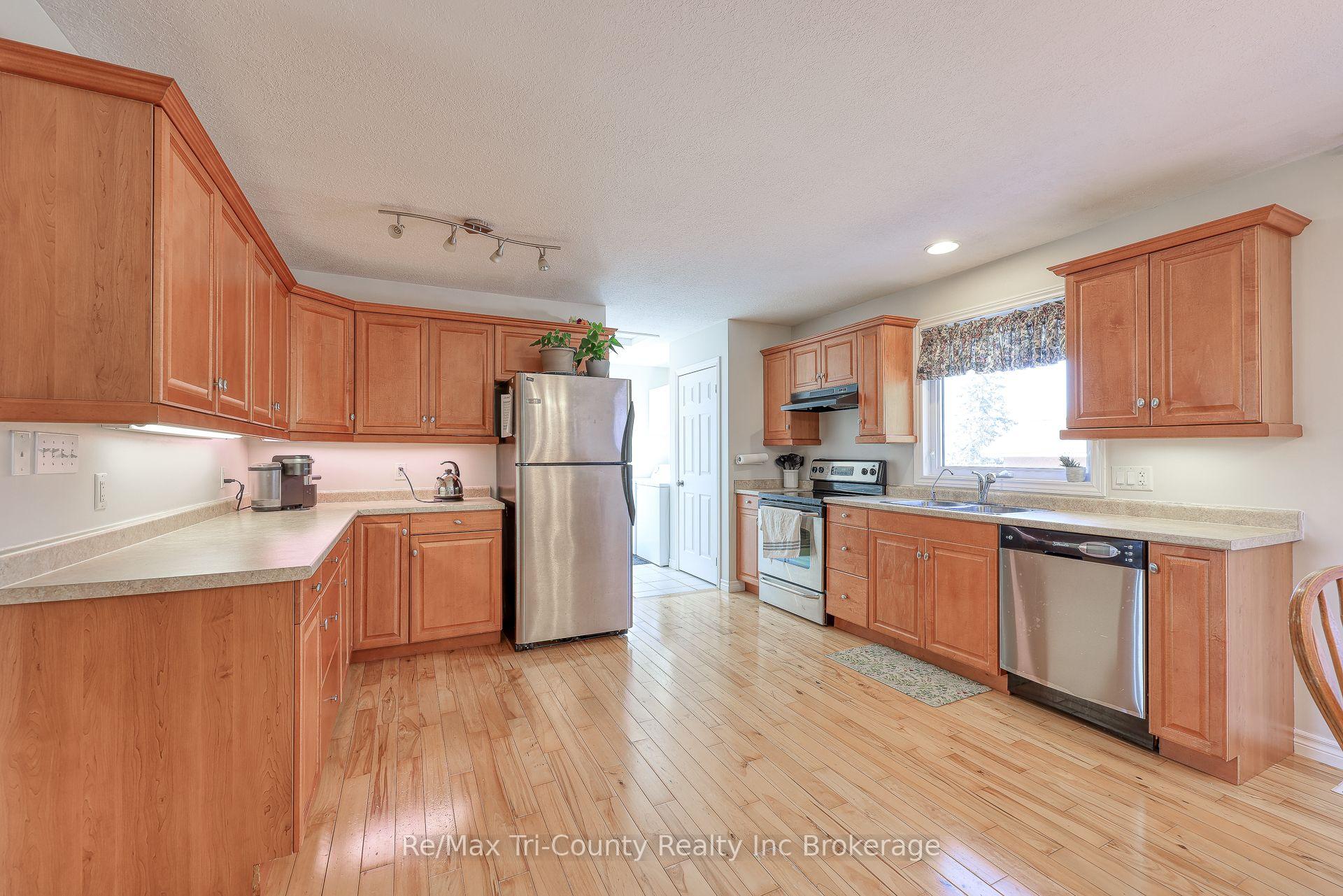 Photo 6 of 51134 Ron McNeil Line, Malahide, Springfield — HOMEH