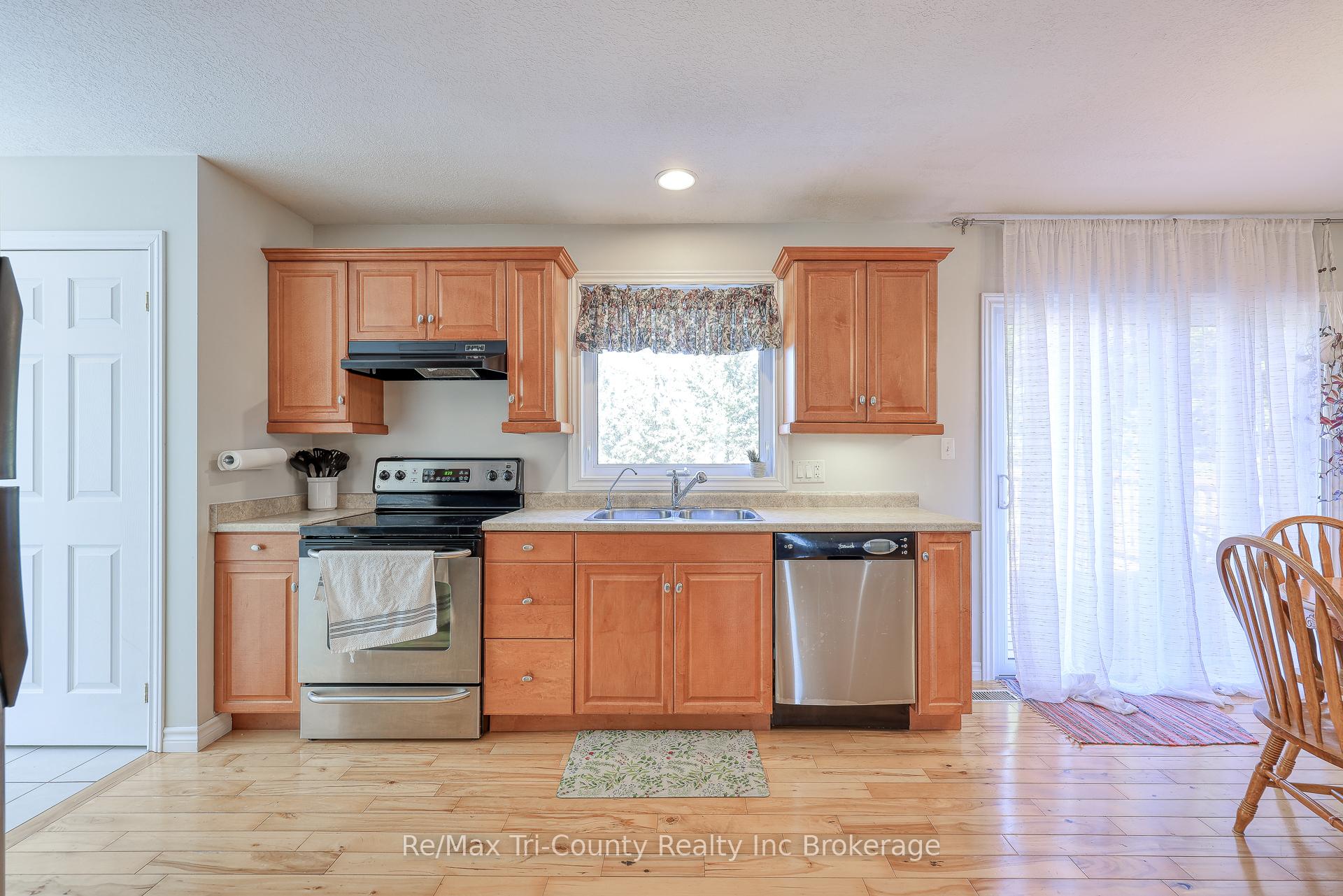 Photo 7 of 51134 Ron McNeil Line, Malahide, Springfield — HOMEH