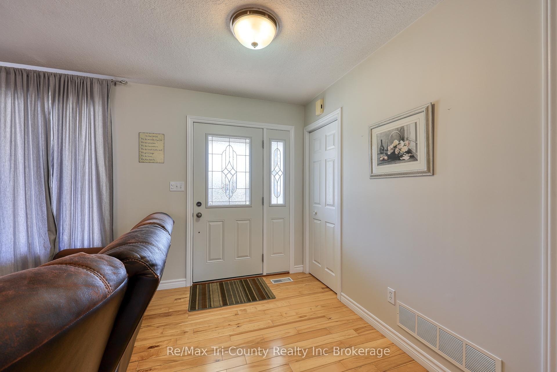 Photo 16 of 51134 Ron McNeil Line, Malahide, Springfield — HOMEH