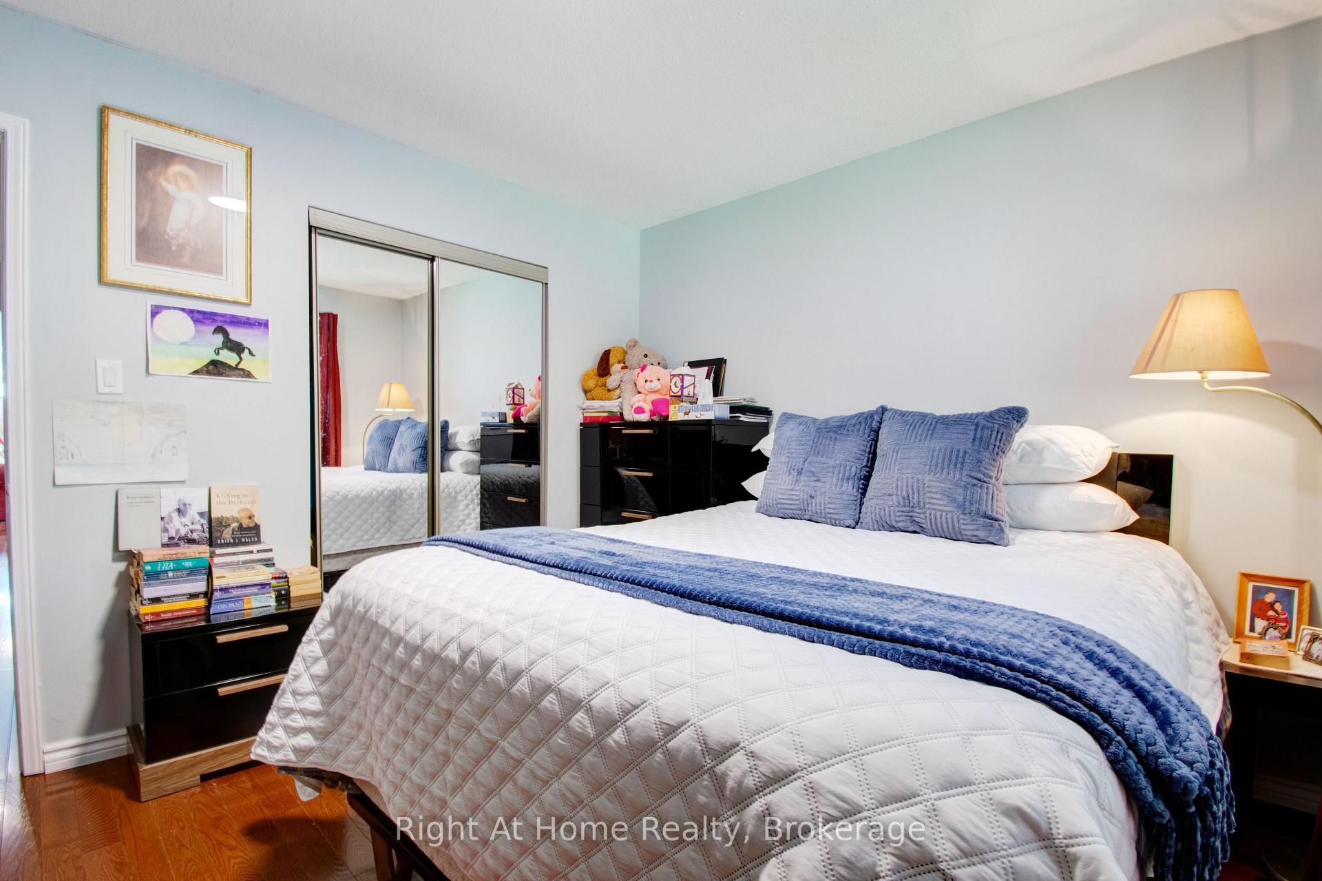 Photo 21 of 63 Martindale Crescent, Brampton, Brampton West — HOMEH