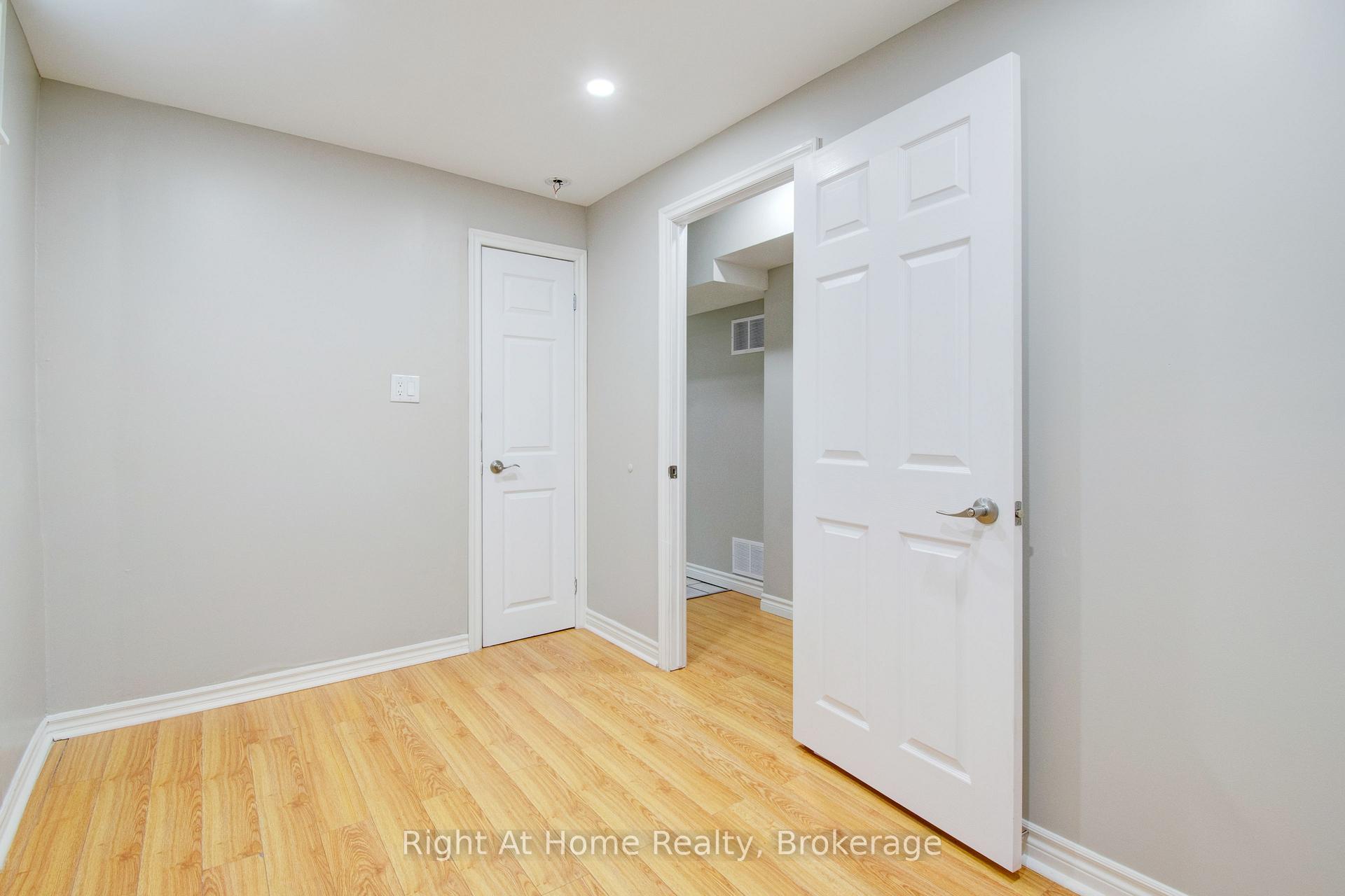 Photo 39 of 63 Martindale Crescent, Brampton, Brampton West — HOMEH