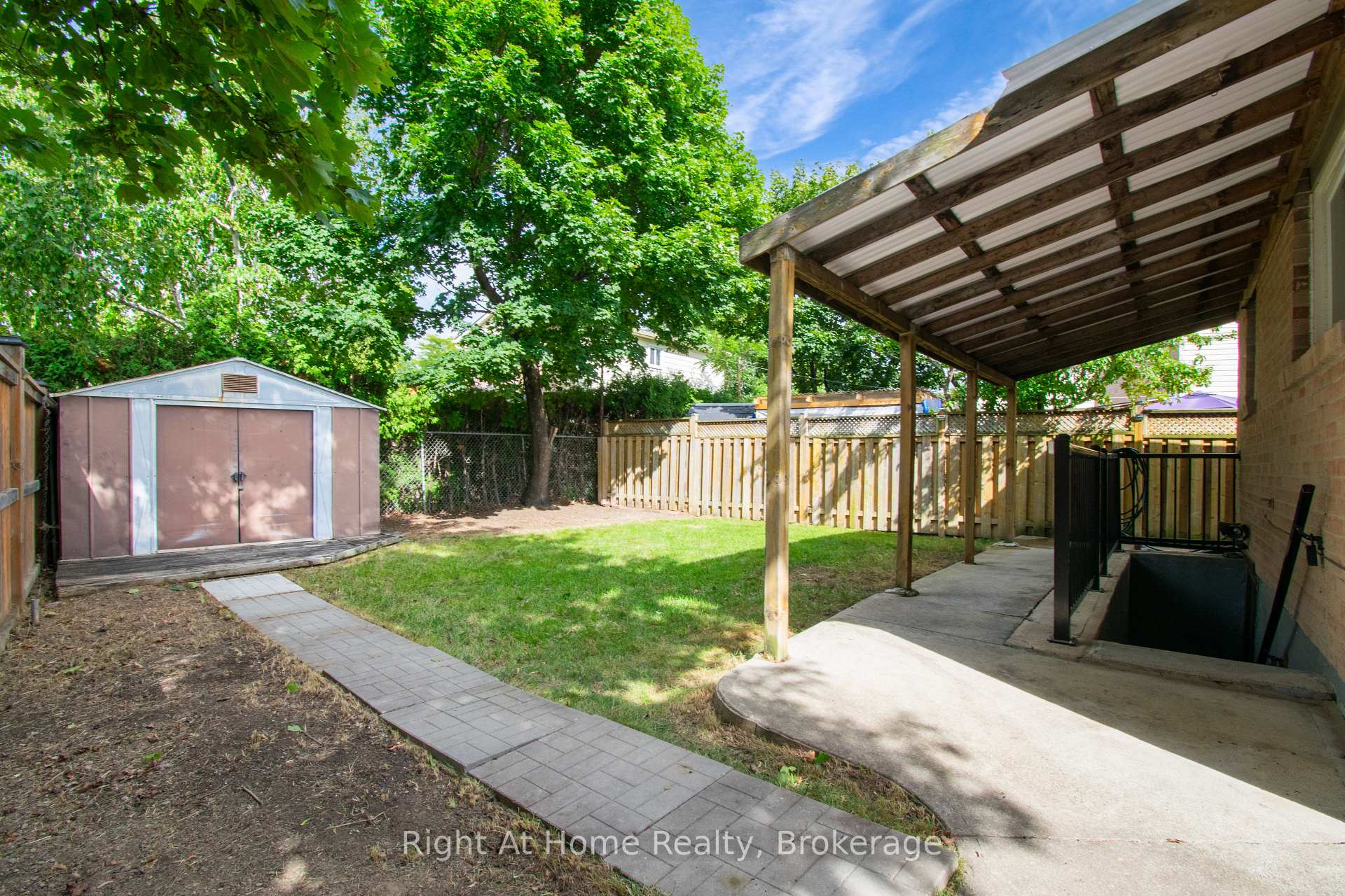 Photo 43 of 63 Martindale Crescent, Brampton, Brampton West — HOMEH