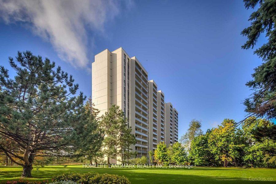 Front of Unit # 811, 260 Seneca Hill Drive