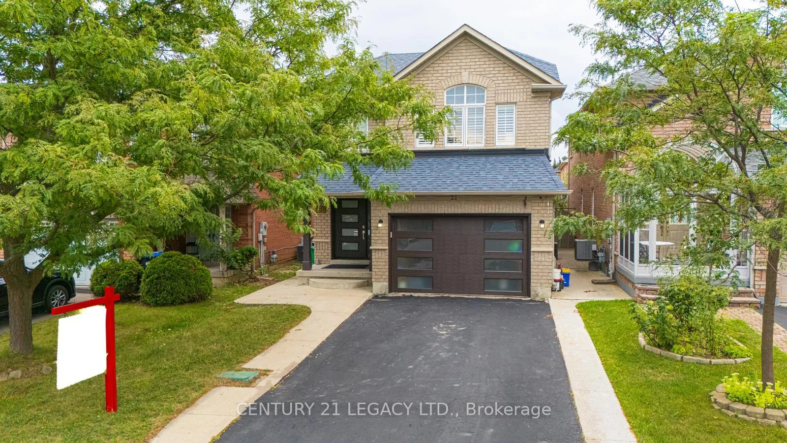 Photo 2 of 21 Serenity Lane, Brampton, Sandringham-Wellington — HOMEH