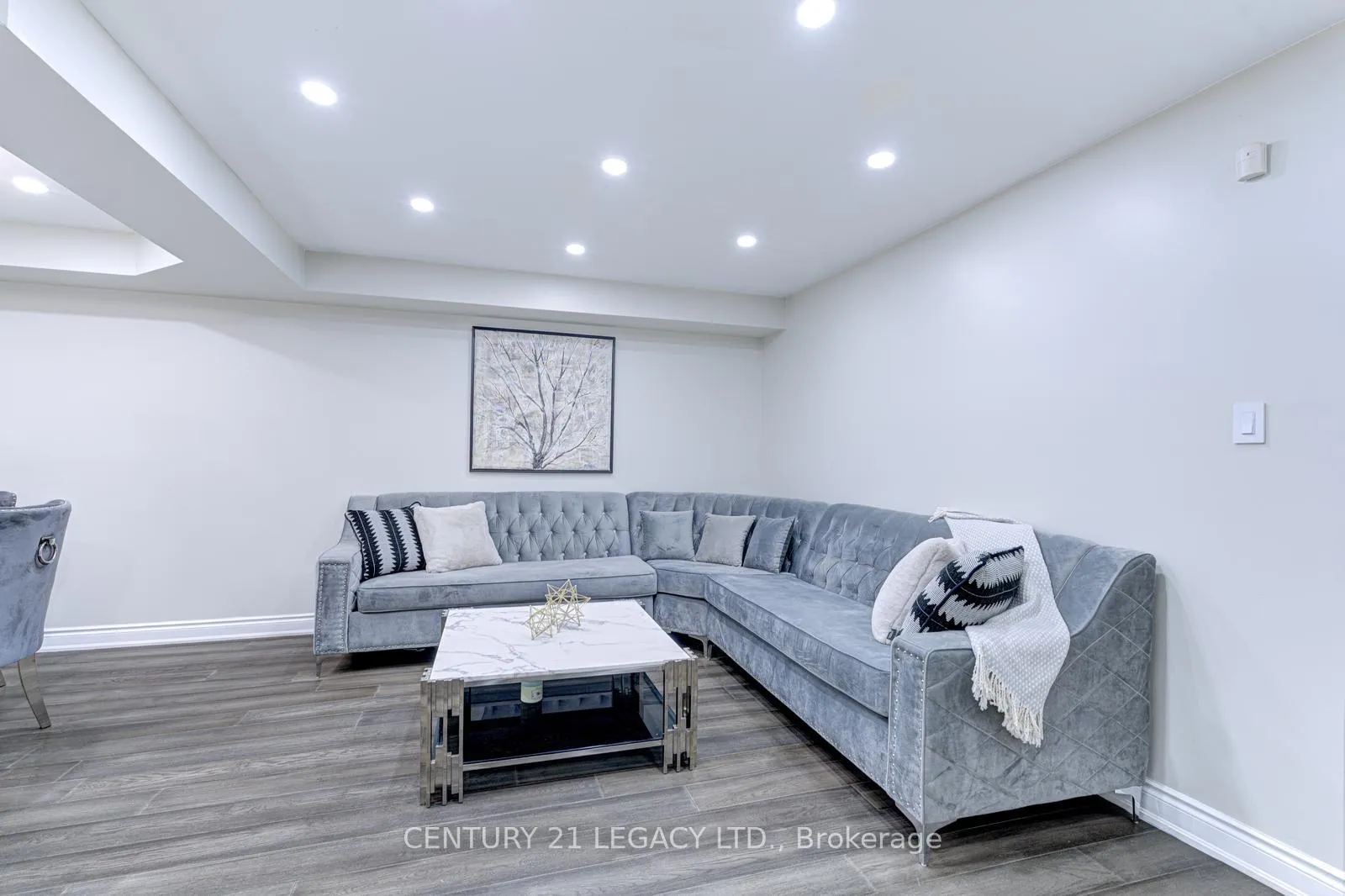 Photo 6 of 21 Serenity Lane, Brampton, Sandringham-Wellington — HOMEH